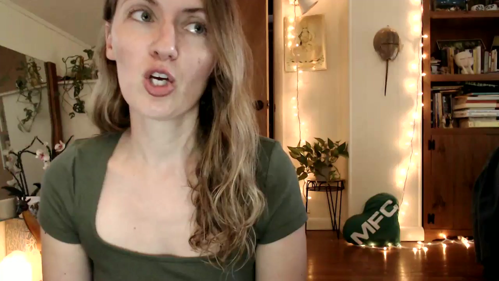 Gallery image thumbnail from WildflowerEm's myfreecams stream on, 08/29/2025, 19:14 image 1 of 20