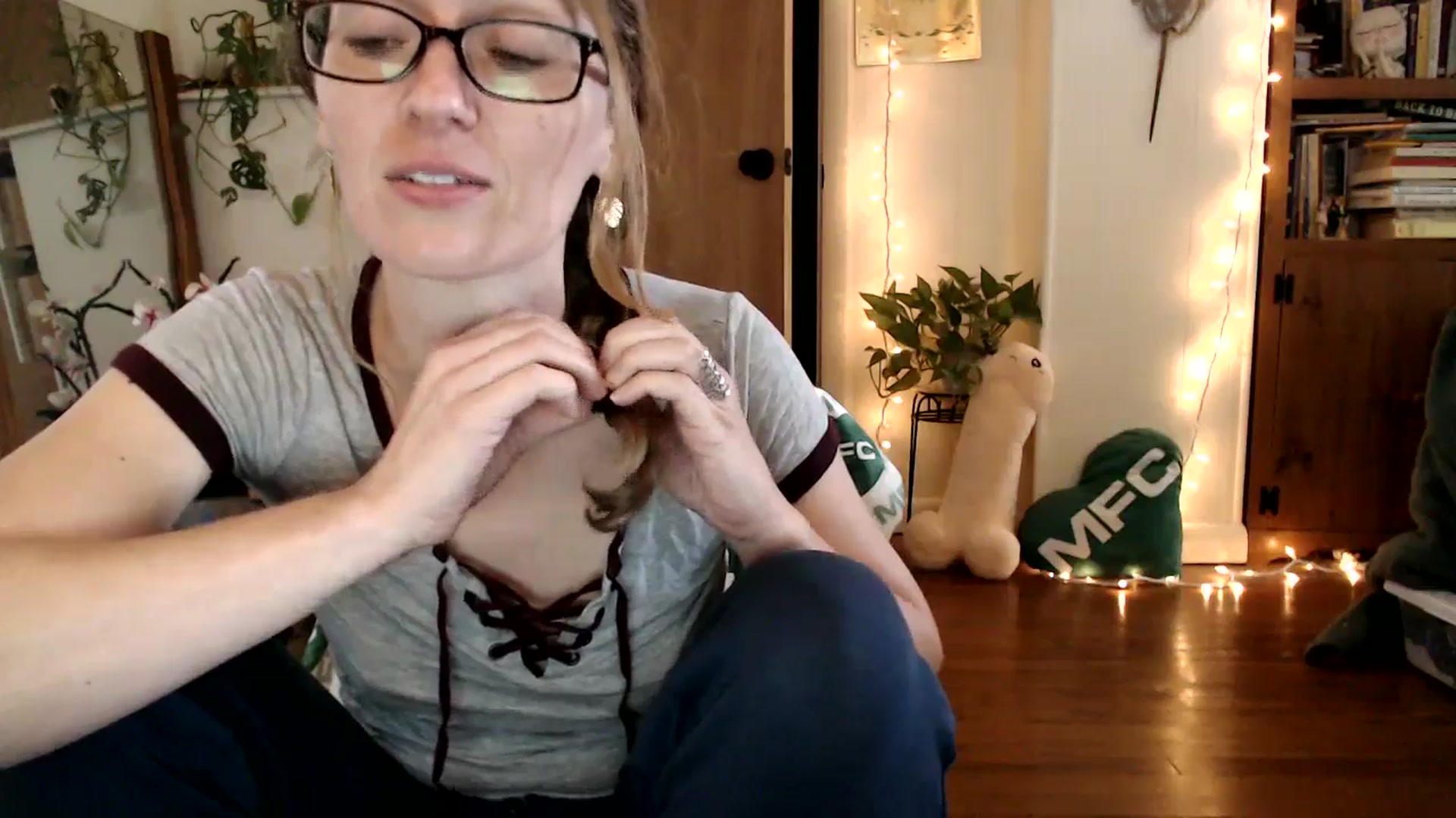 Gallery image thumbnail from WildflowerEm's myfreecams stream on, 09/10/2025, 19:11 image 12 of 20