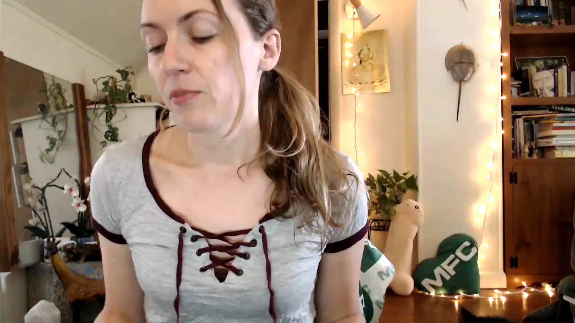 Gallery image thumbnail from WildflowerEm's myfreecams stream on, 09/10/2025, 19:11 image 1 of 20