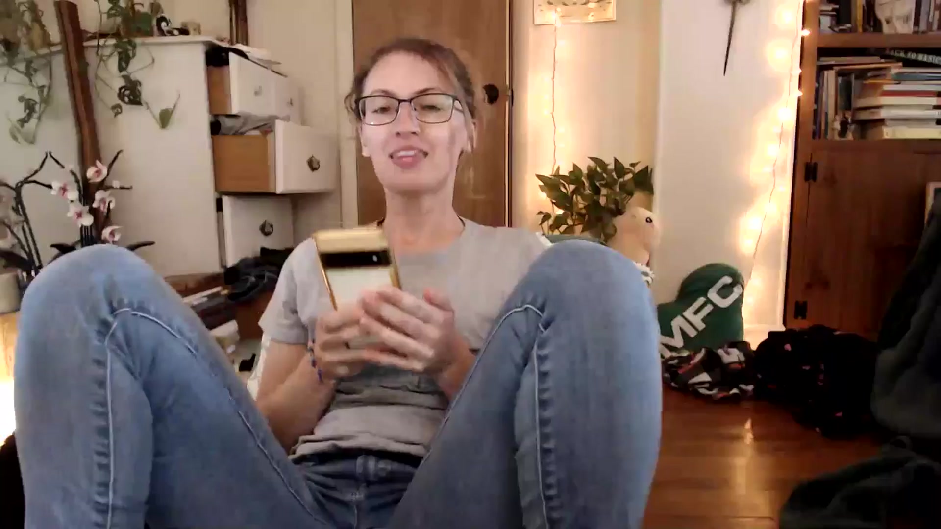 Gallery image thumbnail from WildflowerEm's myfreecams stream on, 09/16/2025, 17:12 image 9 of 20