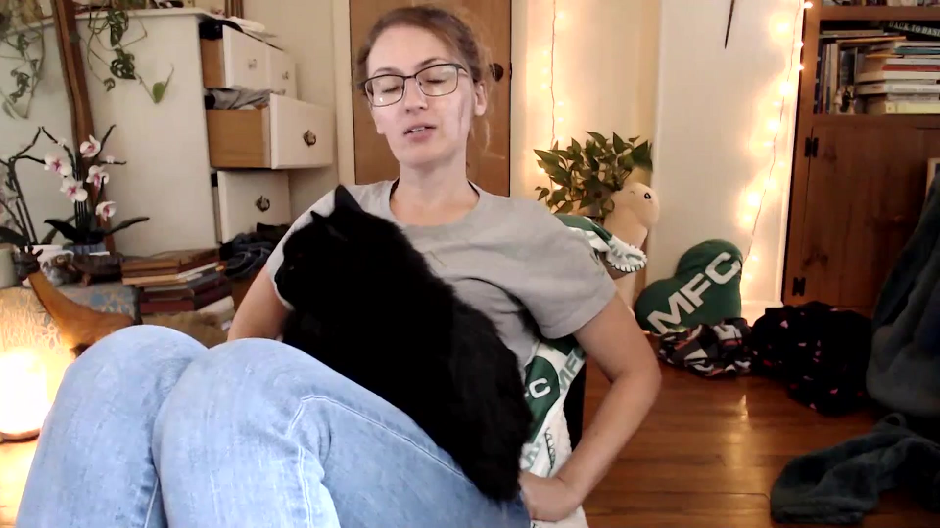 Gallery image thumbnail from WildflowerEm's myfreecams stream on, 09/16/2025, 17:12 image 12 of 20