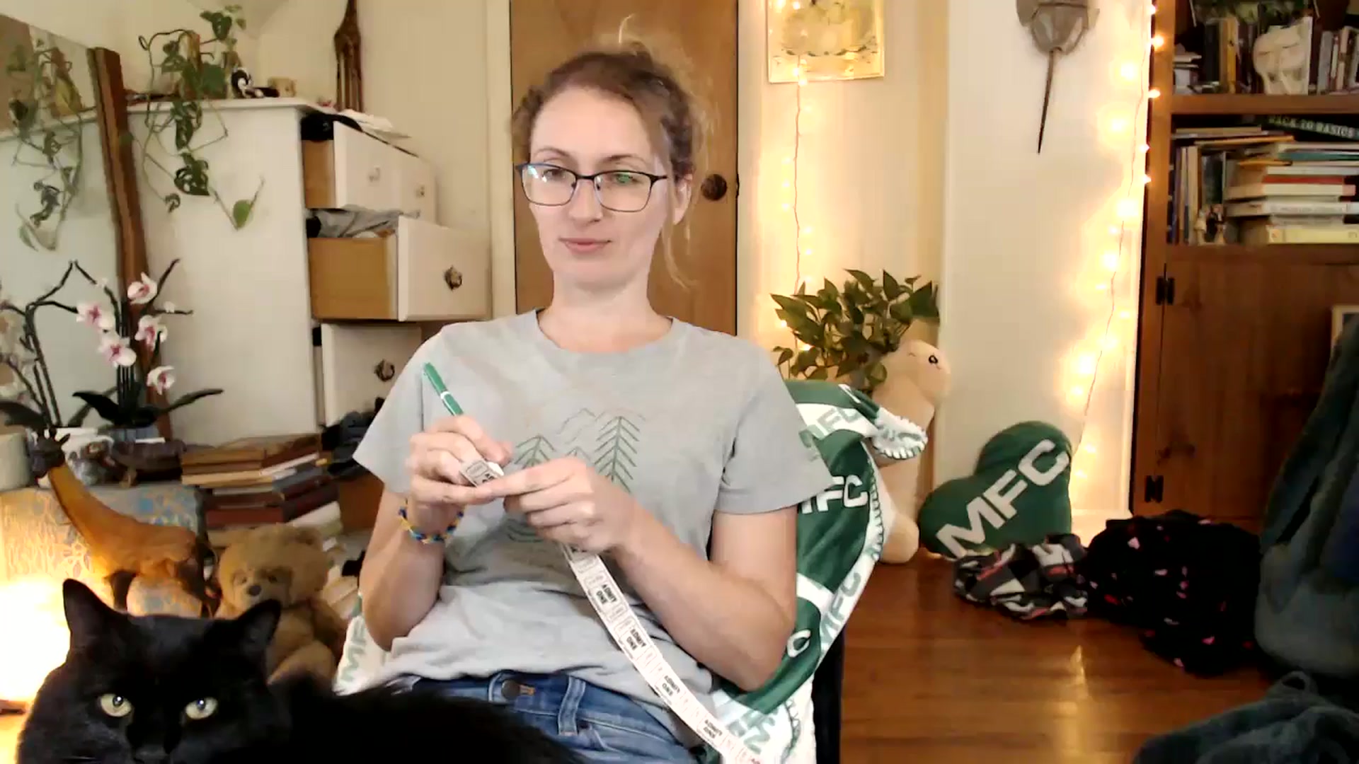 Gallery image thumbnail from WildflowerEm's myfreecams stream on, 09/16/2025, 17:12 image 15 of 20