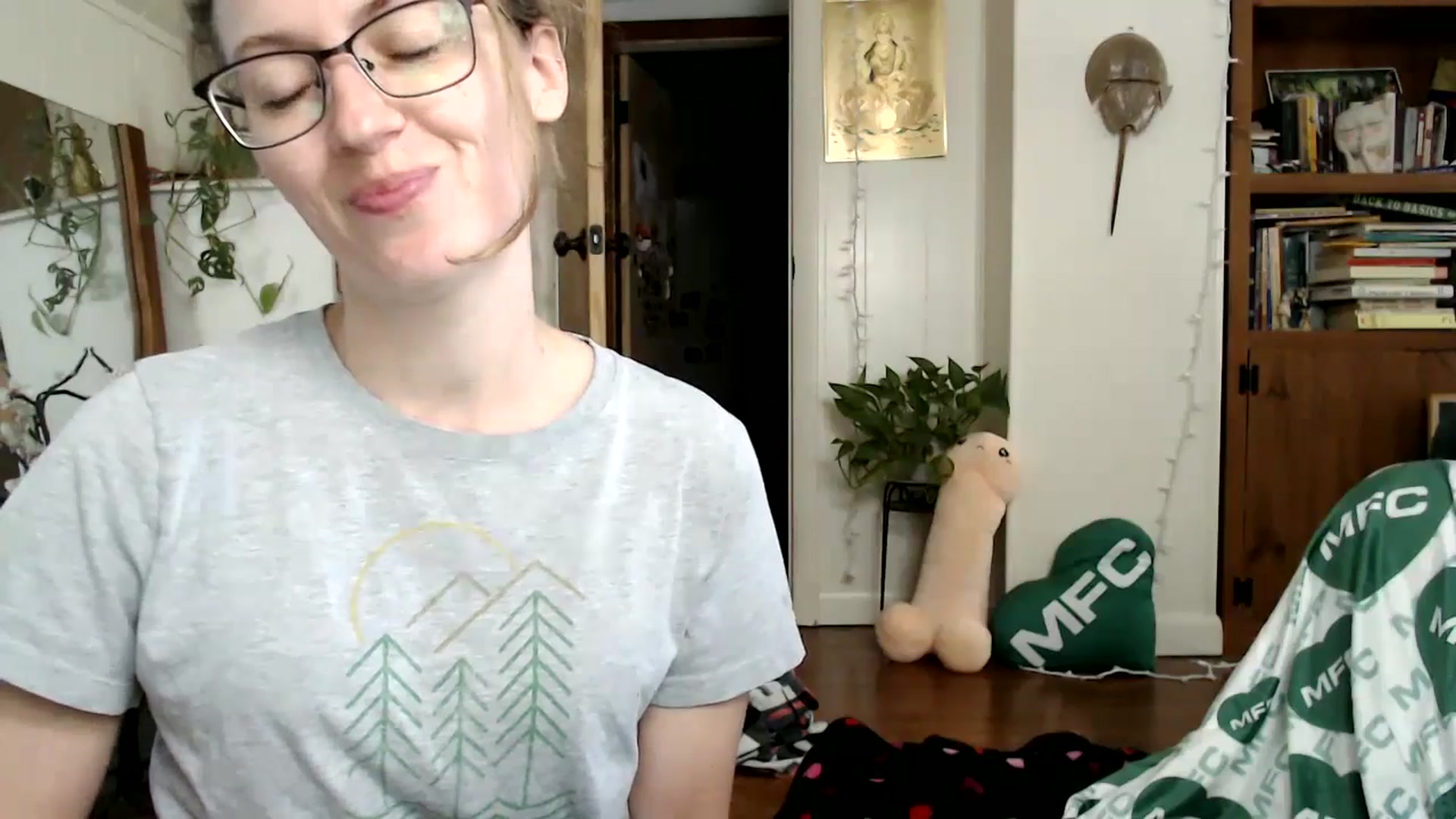 Gallery image thumbnail from WildflowerEm's myfreecams stream on, 09/16/2025, 17:12 image 2 of 20