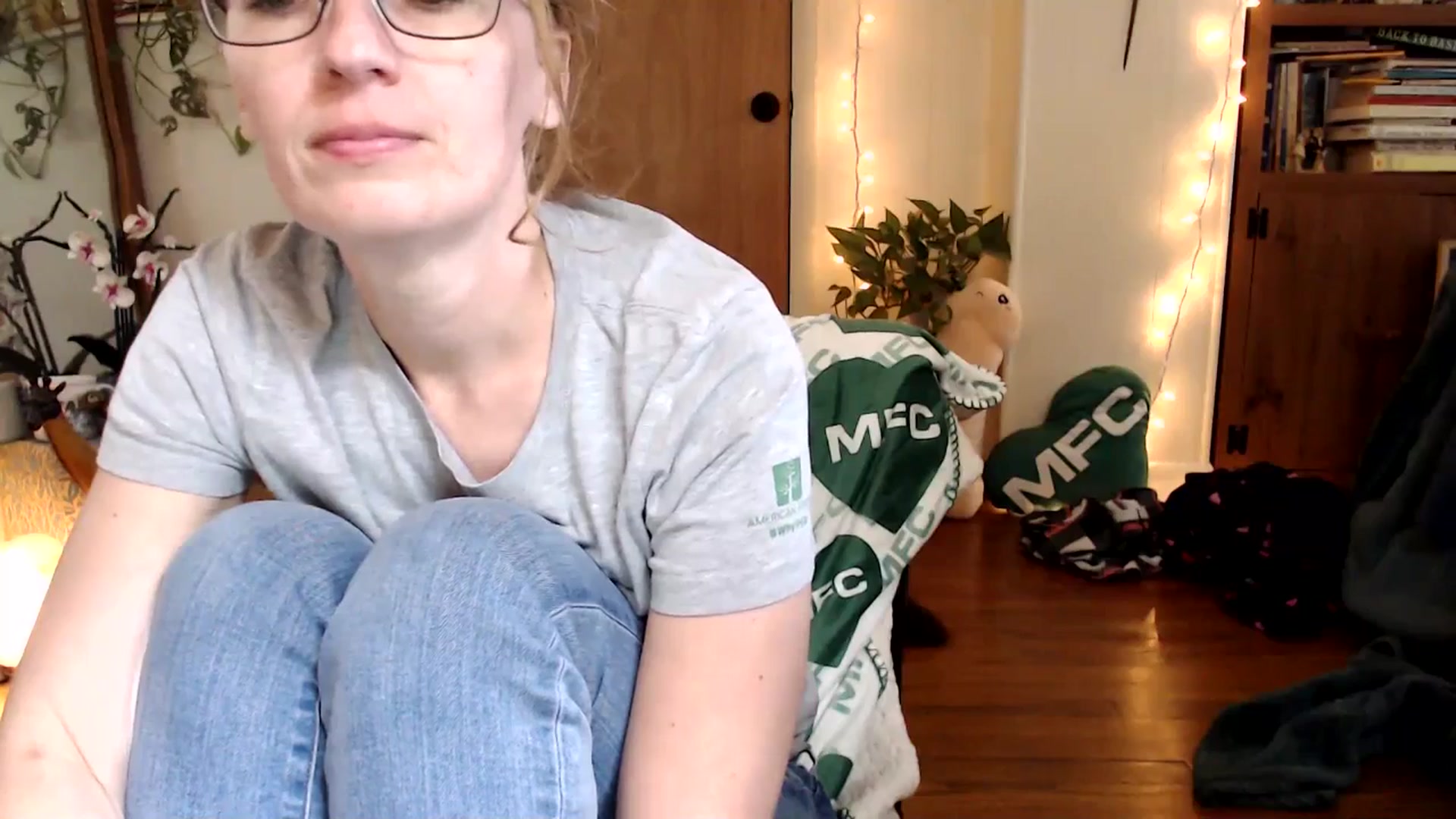 Gallery image thumbnail from WildflowerEm's myfreecams stream on, 09/16/2025, 17:12 image 10 of 20