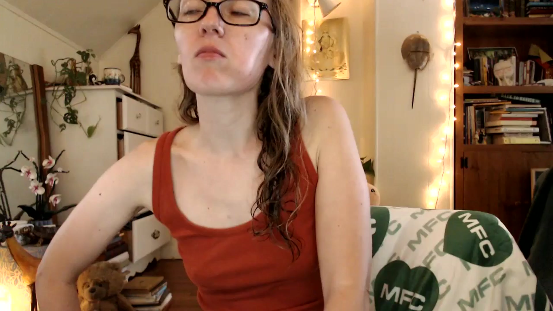 Gallery image thumbnail from WildflowerEm's myfreecams stream on, 09/17/2025, 19:09 image 1 of 20
