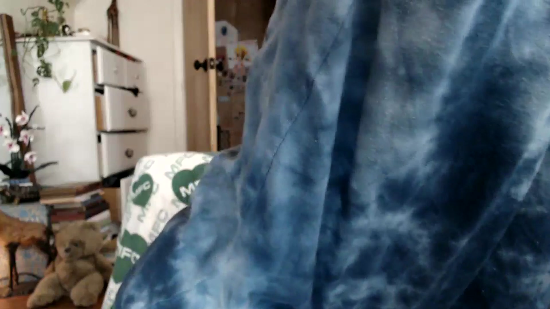 Gallery image thumbnail from WildflowerEm's myfreecams stream on, 09/23/2025, 19:09 image 7 of 20
