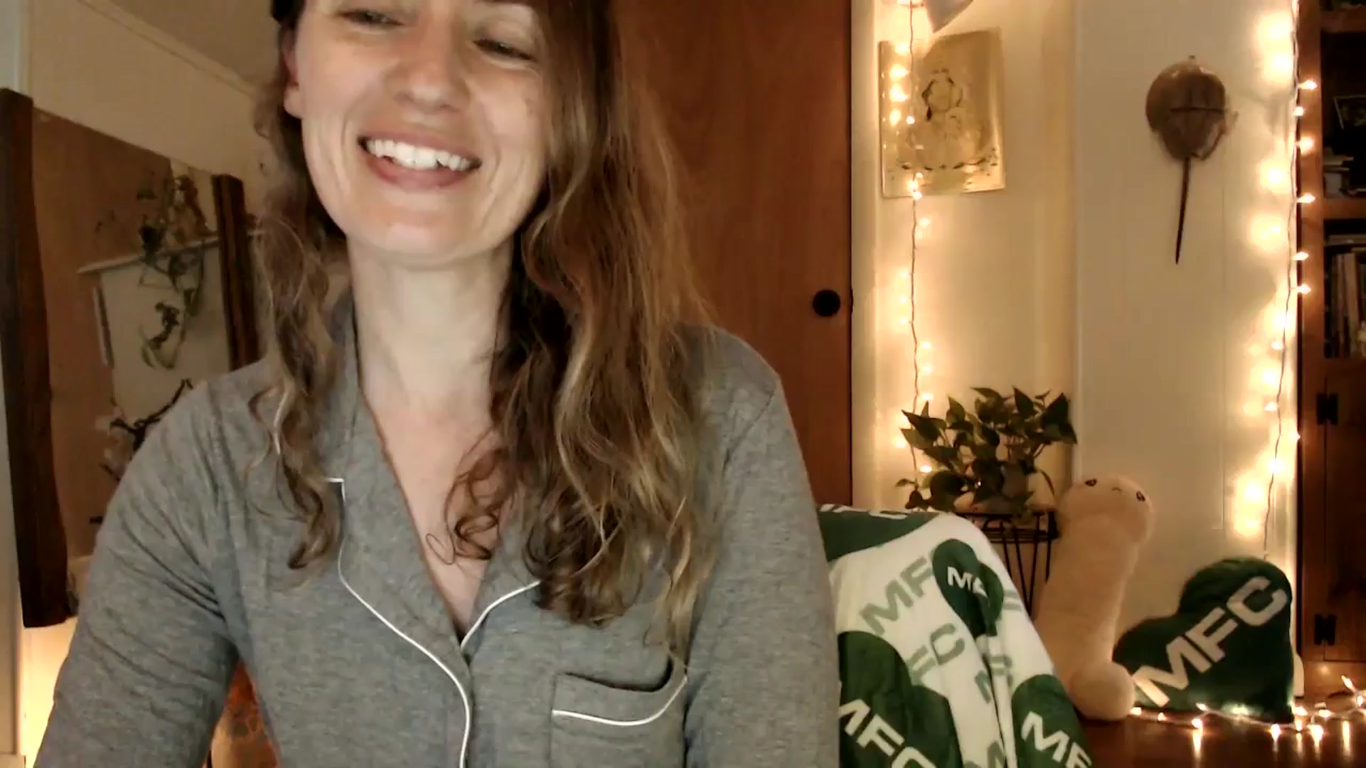 Gallery image thumbnail from WildflowerEm's myfreecams stream on, 09/25/2025, 19:14 image 1 of 20