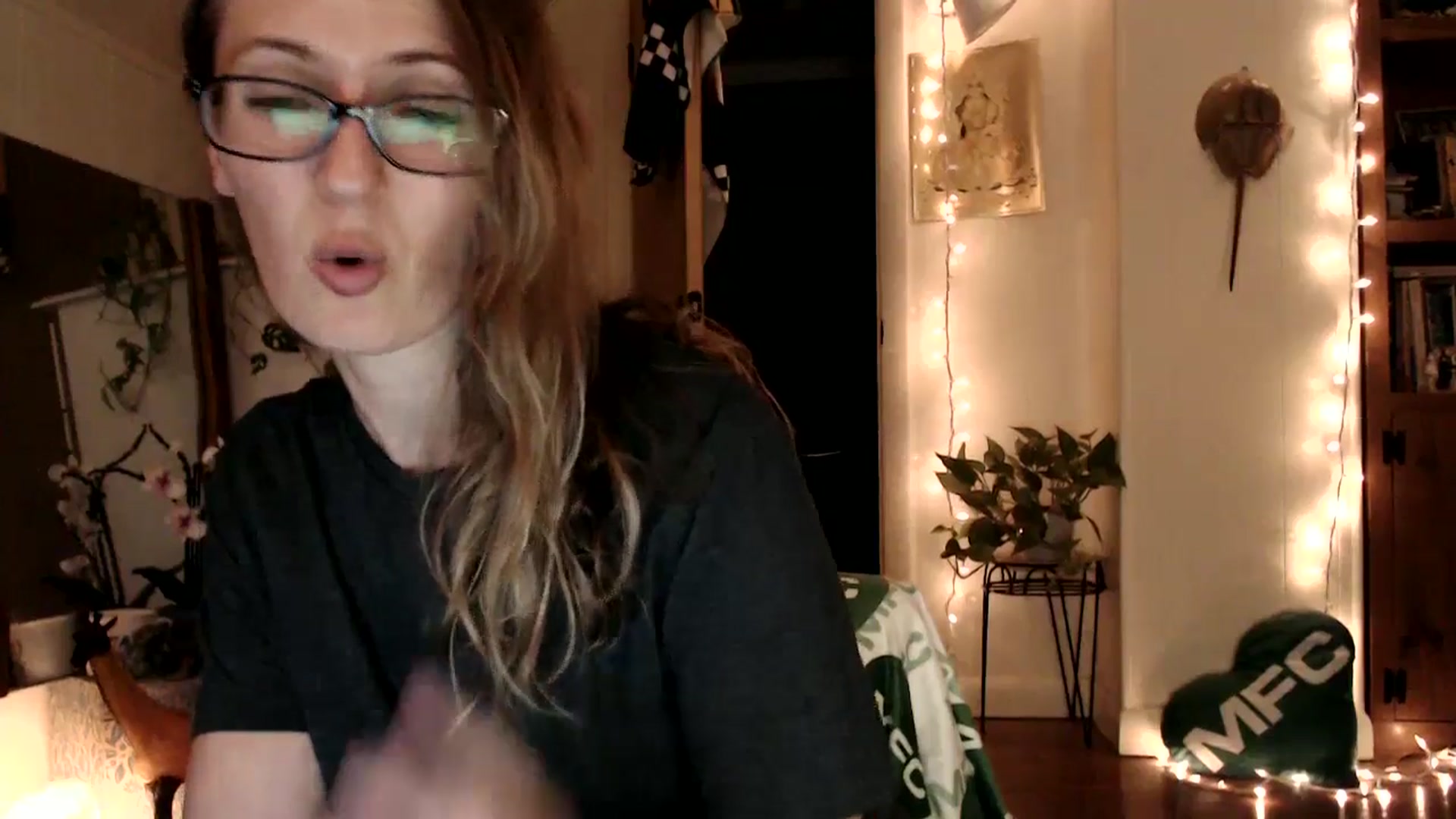 Gallery image thumbnail from WildflowerEm's myfreecams stream on, 09/27/2025, 22:59 image 8 of 20