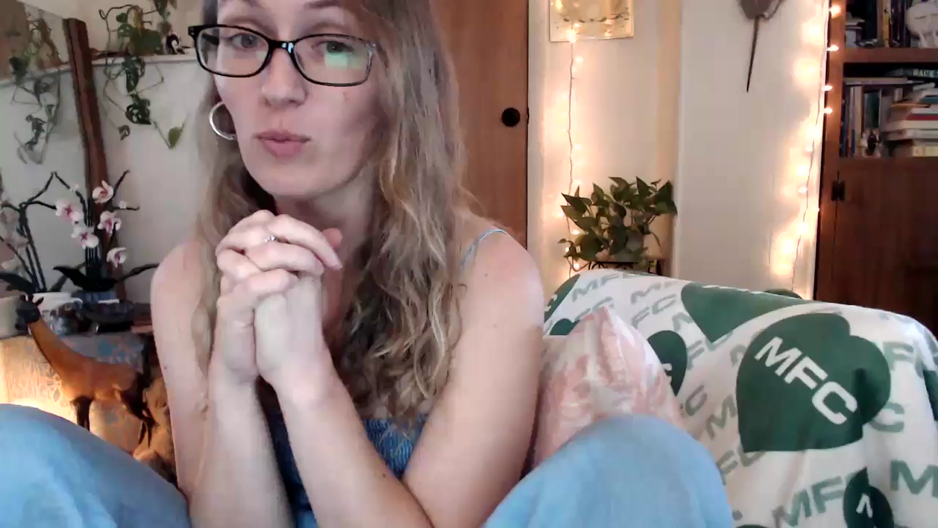 Gallery image thumbnail from WildflowerEm's myfreecams stream on, 09/30/2025, 17:54 image 13 of 20