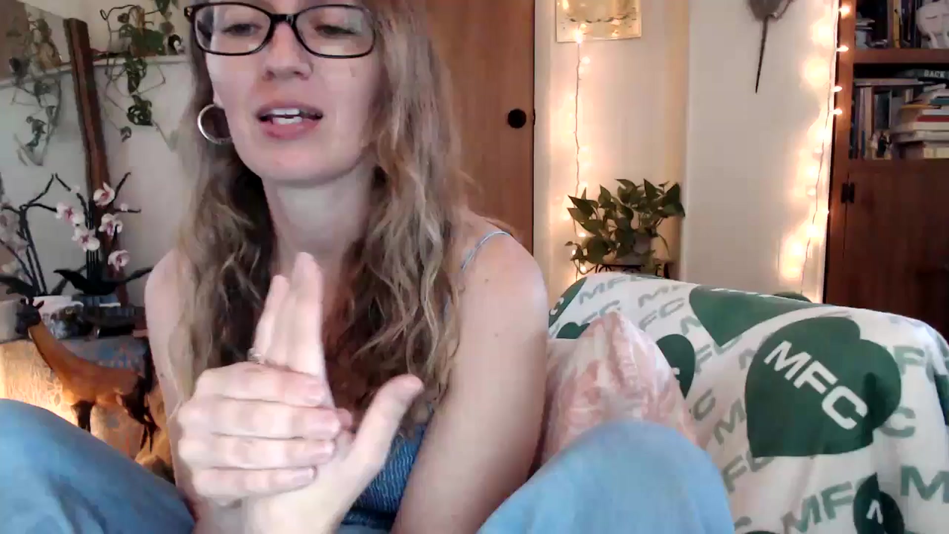 Gallery image thumbnail from WildflowerEm's myfreecams stream on, 09/30/2025, 17:54 image 12 of 20