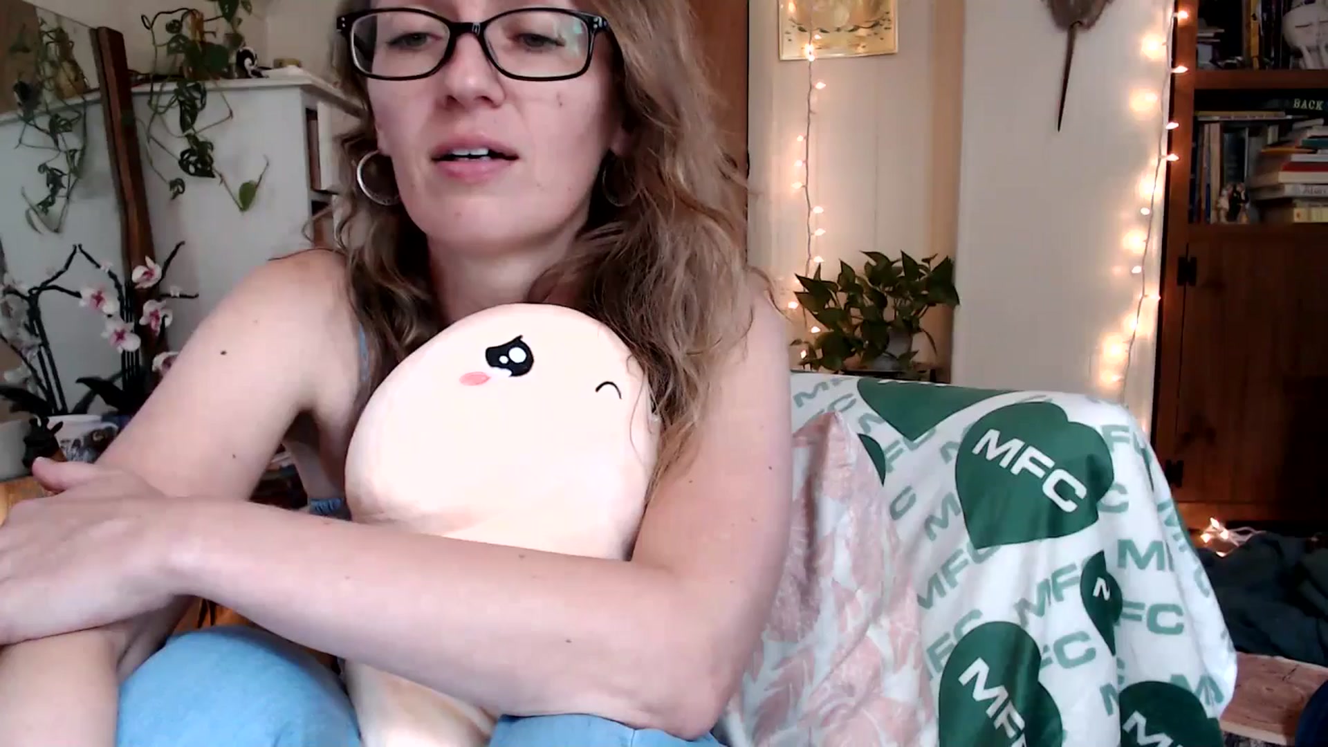 Gallery image thumbnail from WildflowerEm's myfreecams stream on, 09/30/2025, 19:10 image 1 of 20