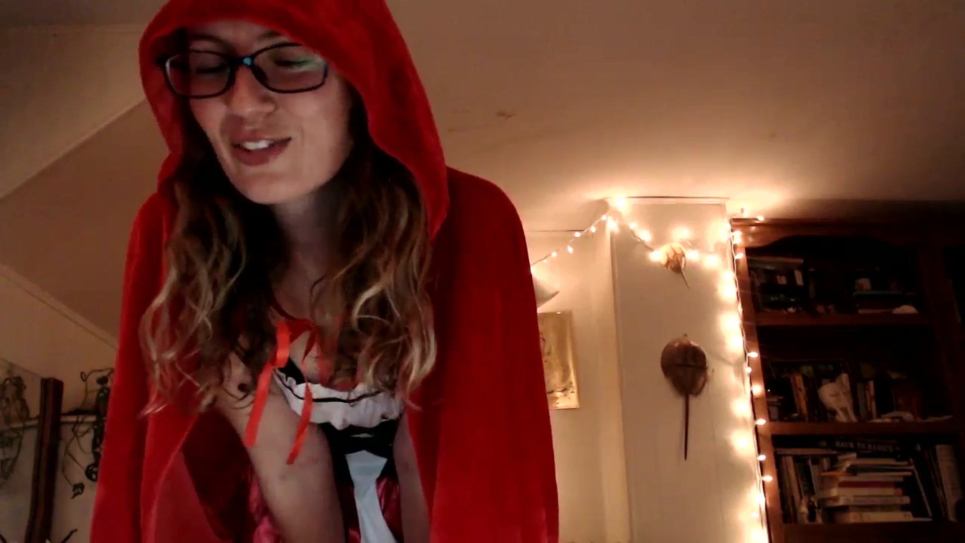 Gallery image thumbnail from WildflowerEm's myfreecams stream on, 10/12/2025, 23:10 image 7 of 20