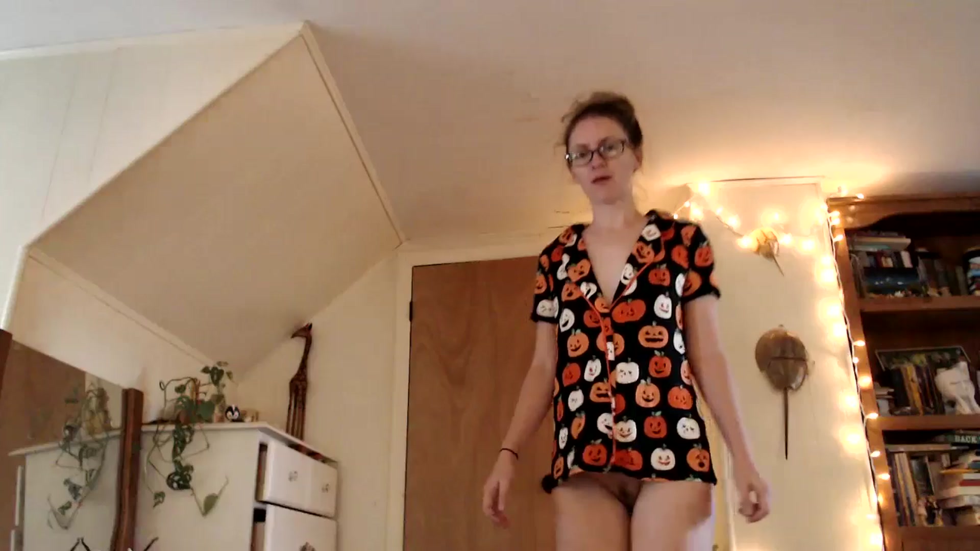 Gallery image thumbnail from WildflowerEm's myfreecams stream on, 10/16/2025, 19:24 image 19 of 20