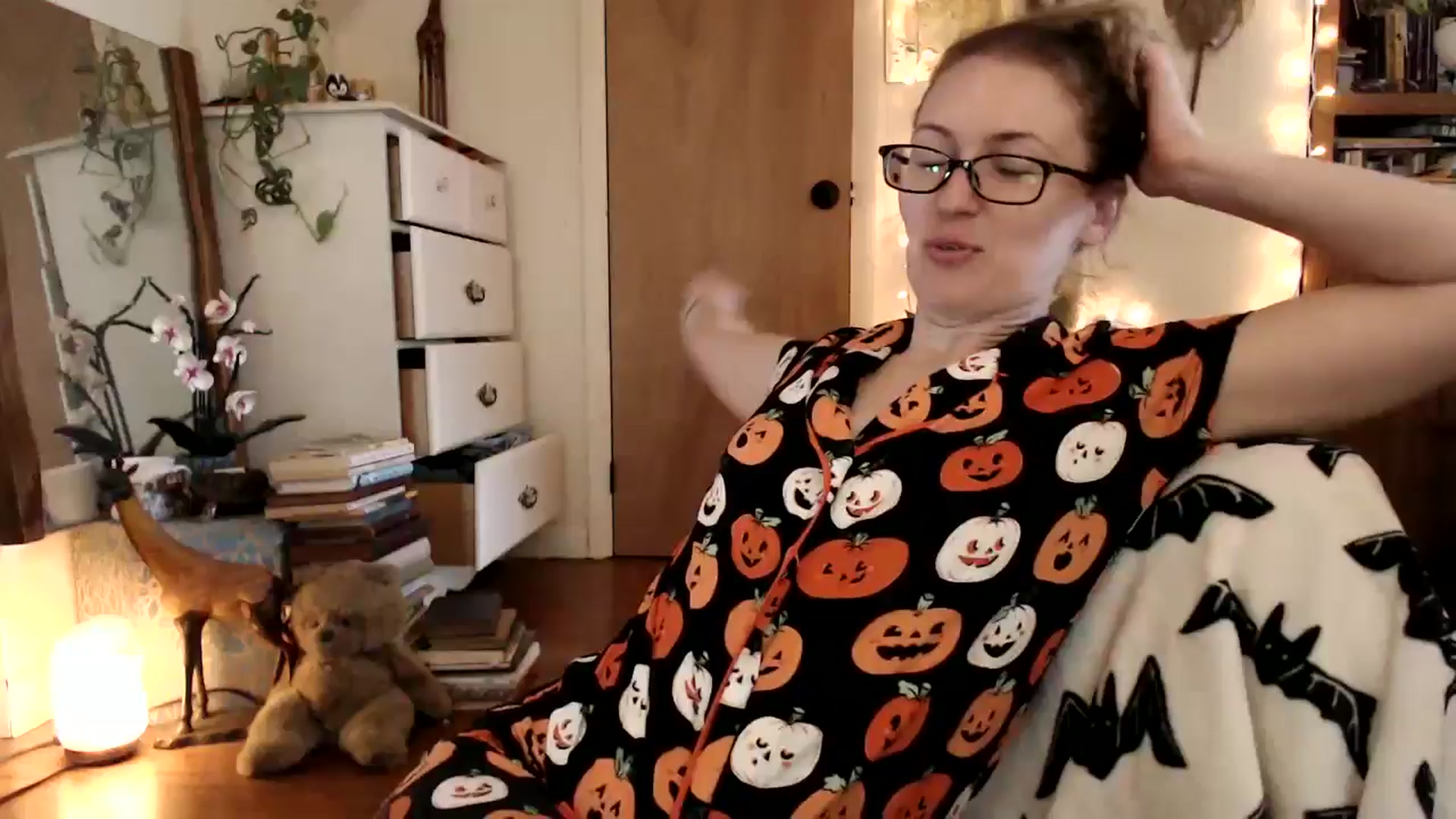 Gallery image thumbnail from WildflowerEm's myfreecams stream on, 10/16/2025, 19:24 image 7 of 20