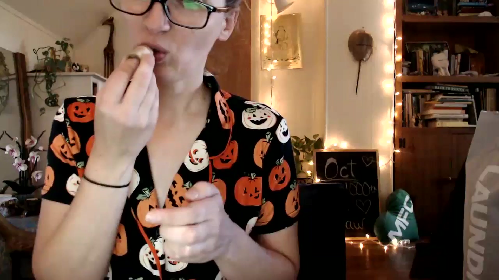 Gallery image thumbnail from WildflowerEm's myfreecams stream on, 10/16/2025, 19:24 image 2 of 20