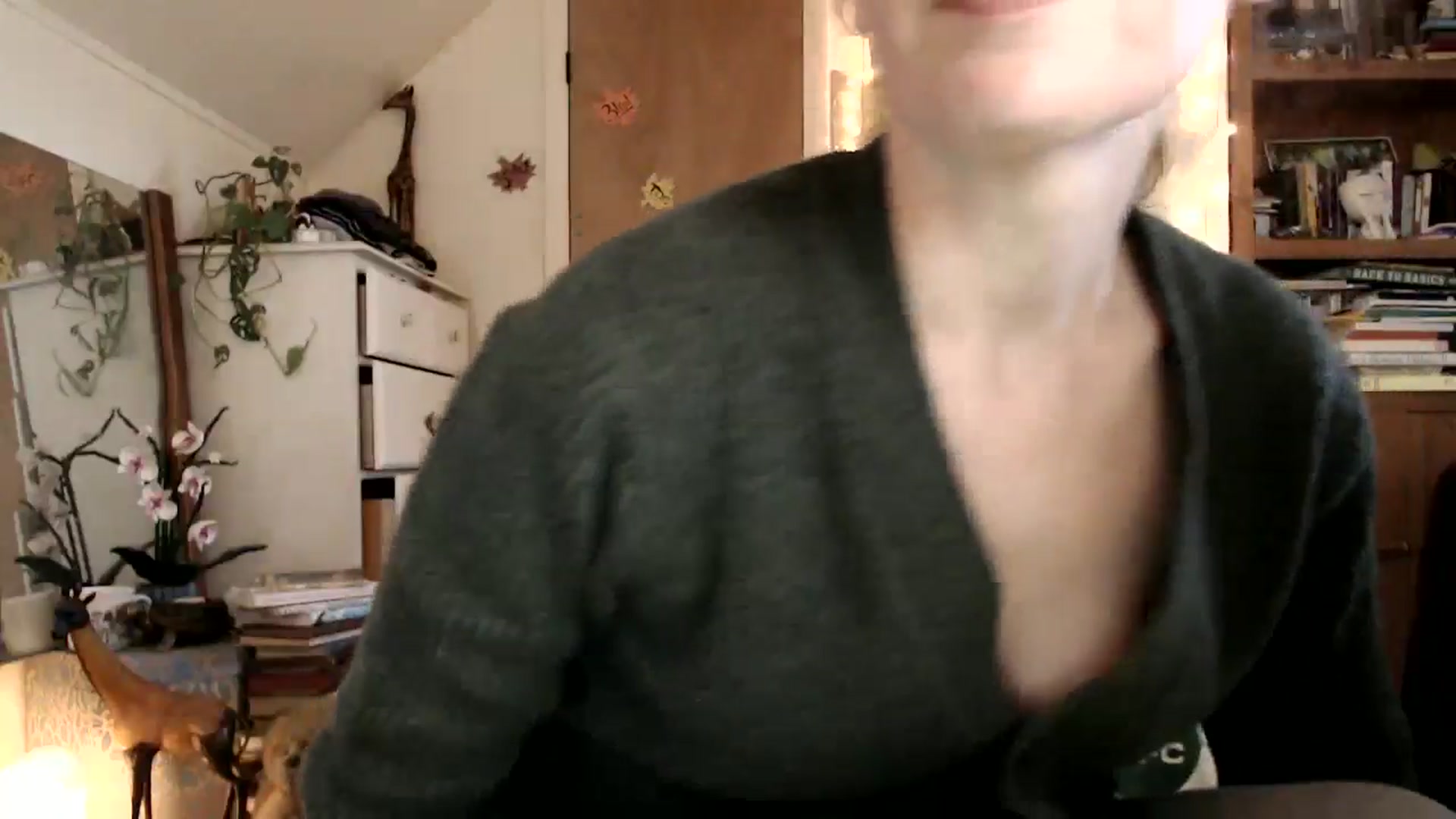 Gallery image thumbnail from WildflowerEm's myfreecams stream on, 11/07/2025, 19:28 image 2 of 20
