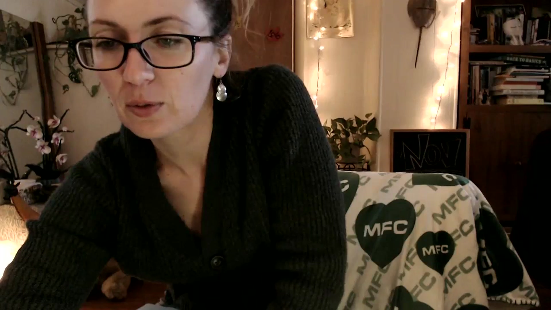 Gallery image thumbnail from WildflowerEm's myfreecams stream on, 11/07/2025, 19:28 image 12 of 20