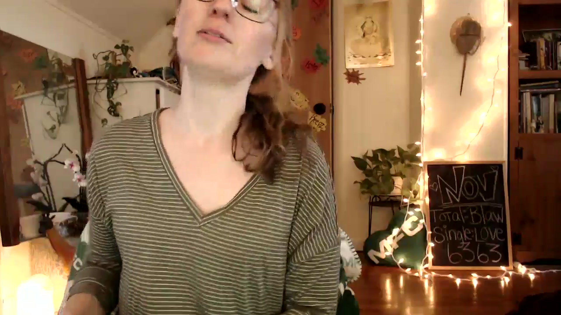 Gallery image thumbnail from WildflowerEm's myfreecams stream on, 11/12/2025, 19:19 image 8 of 20