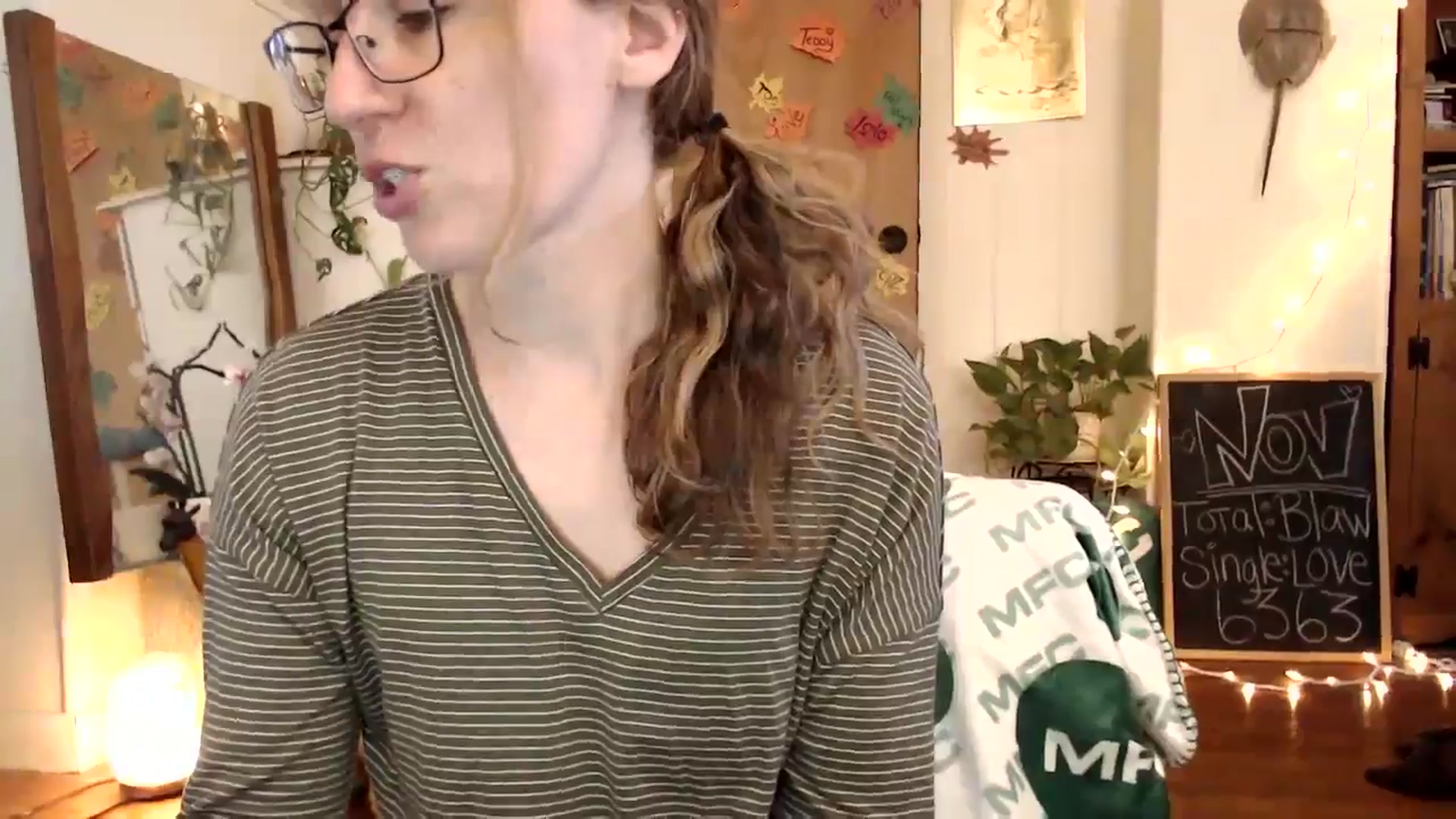 Gallery image thumbnail from WildflowerEm's myfreecams stream on, 11/12/2025, 19:19 image 20 of 20