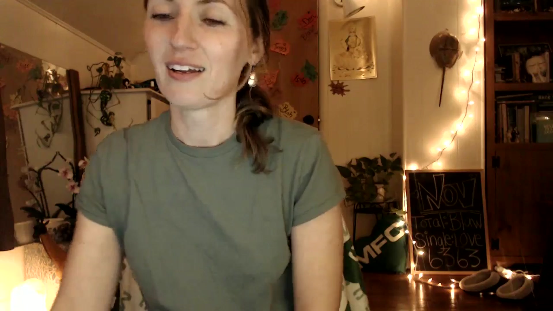 Gallery image thumbnail from WildflowerEm's myfreecams stream on, 11/16/2025, 21:54 image 11 of 20