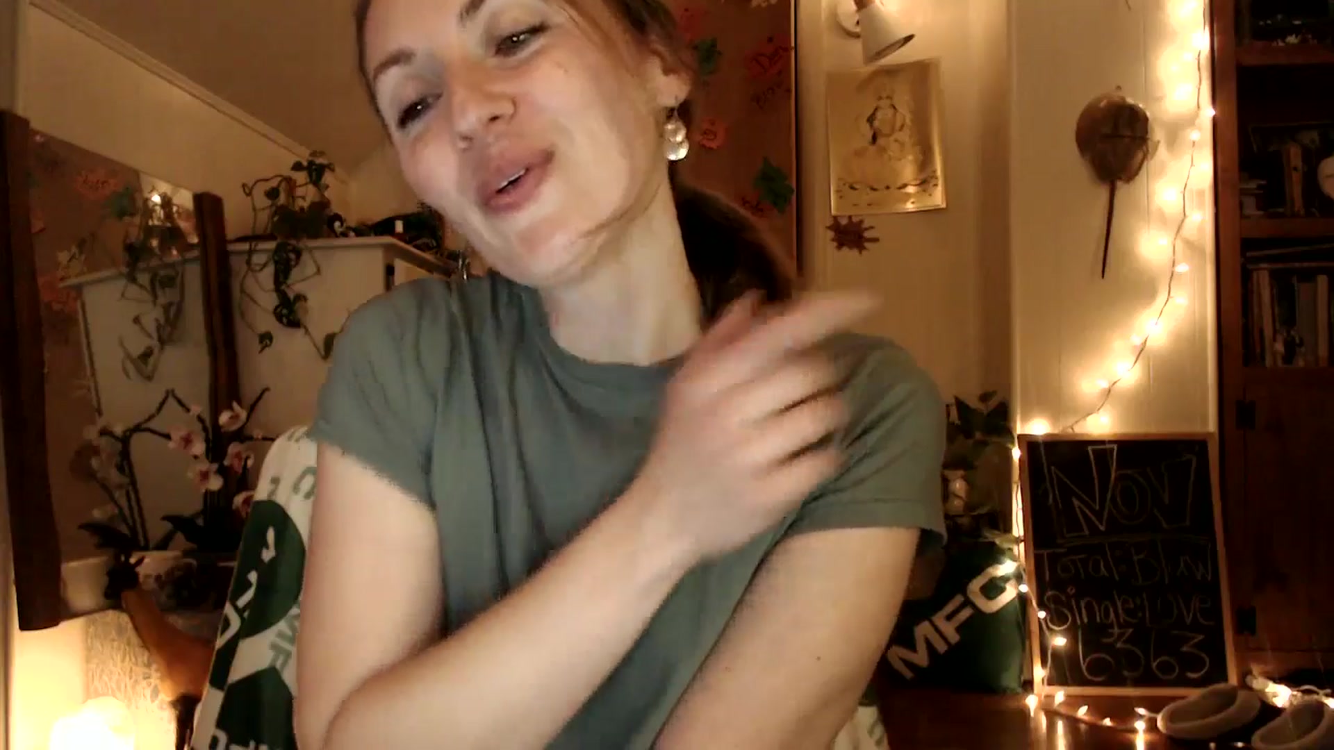 Gallery image thumbnail from WildflowerEm's myfreecams stream on, 11/16/2025, 21:54 image 16 of 20