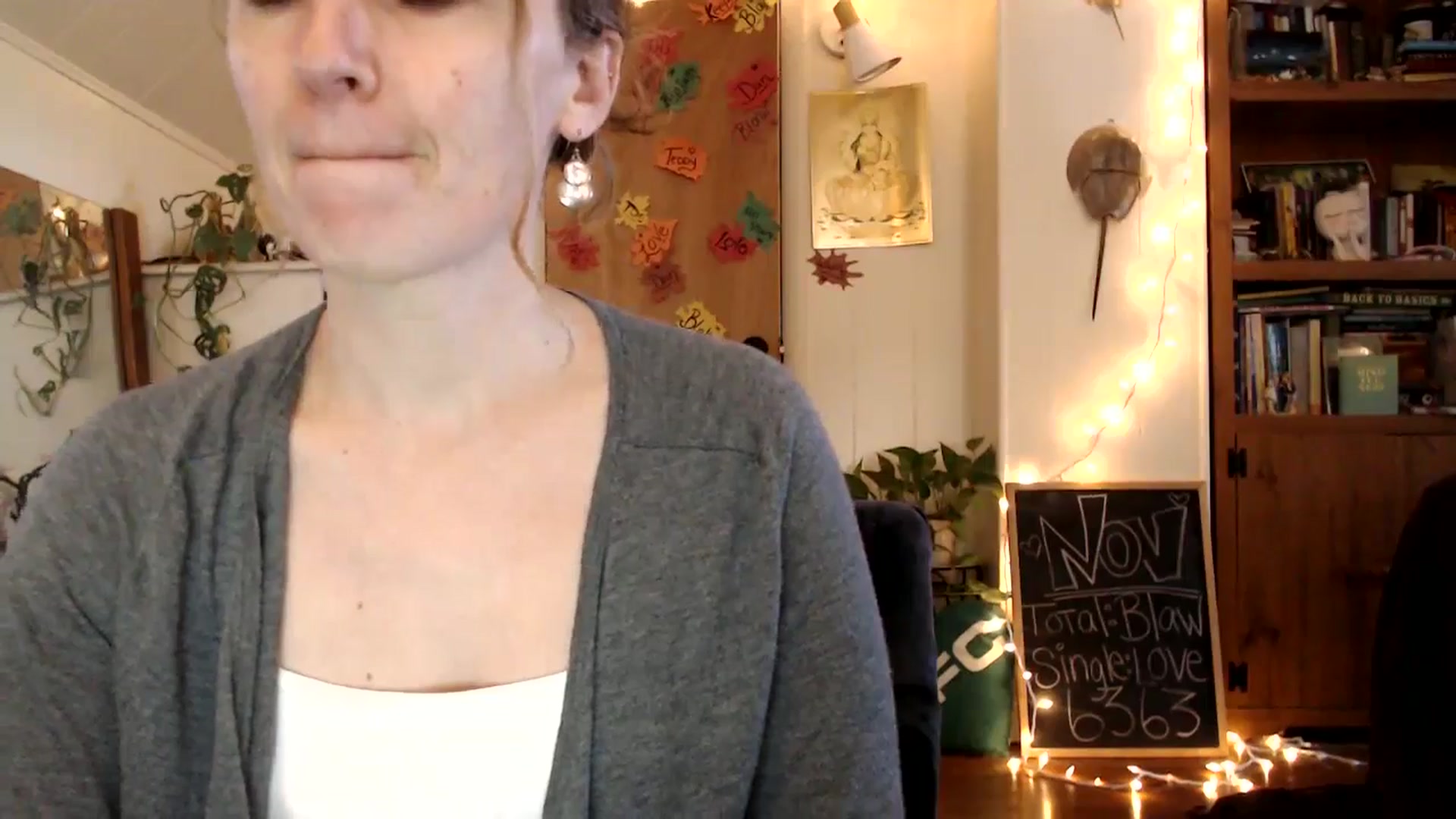 Gallery image thumbnail from WildflowerEm's myfreecams stream on, 11/19/2025, 19:23 image 5 of 20