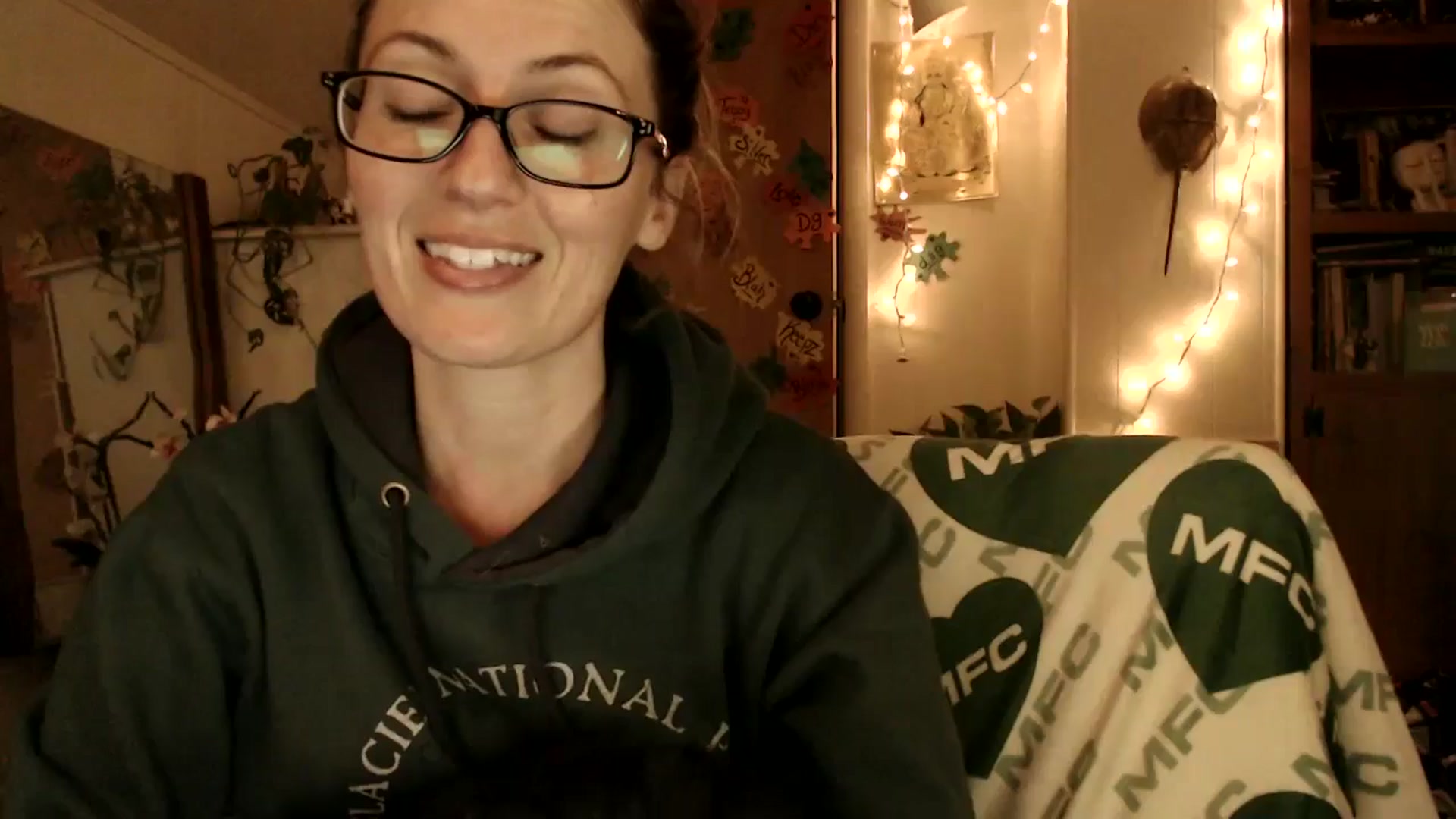 Gallery image thumbnail from WildflowerEm's myfreecams stream on, 11/24/2025, 24:13 image 1 of 20