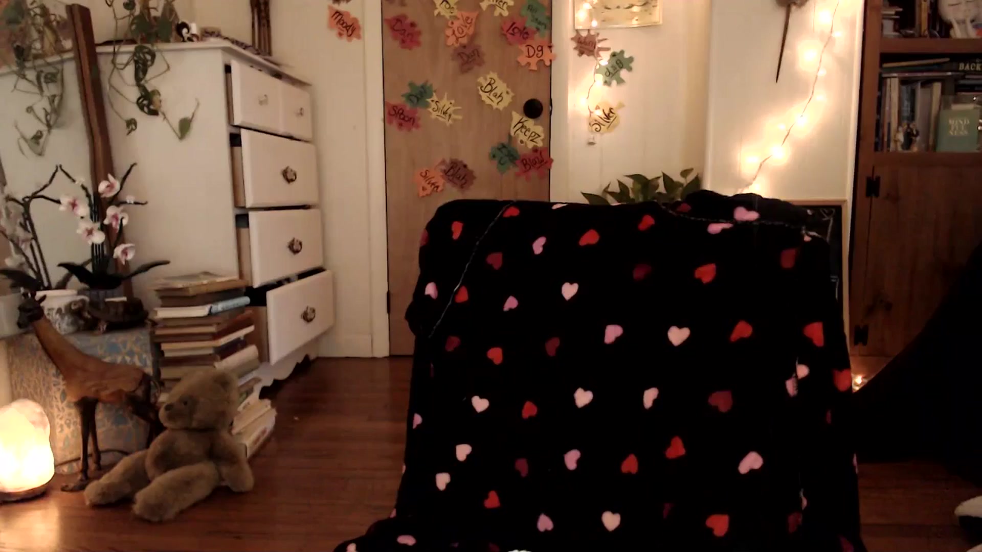 Gallery image thumbnail from WildflowerEm's myfreecams stream on, 11/25/2025, 20:10 image 10 of 20