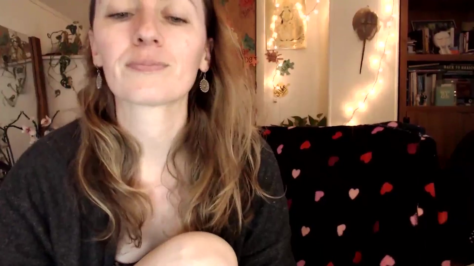 Gallery image thumbnail from WildflowerEm's myfreecams stream on, 11/25/2025, 20:10 image 6 of 20