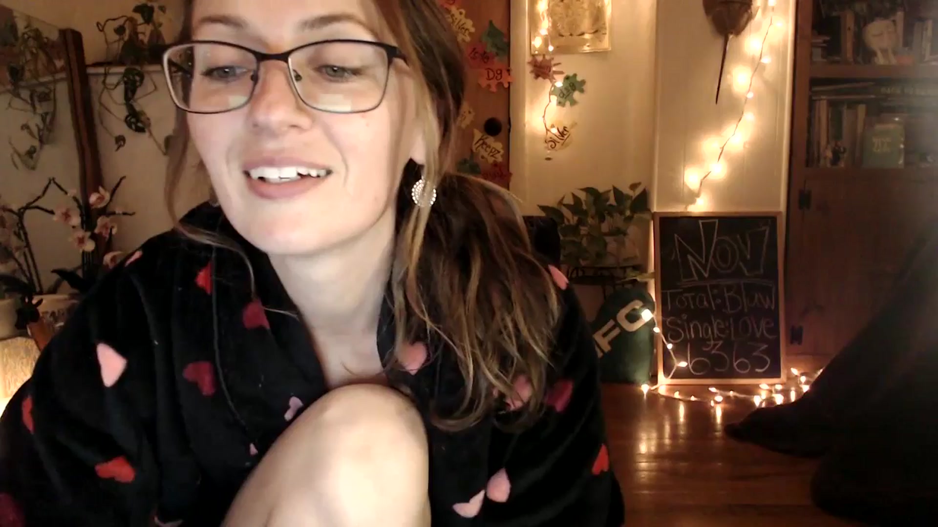 Gallery image thumbnail from WildflowerEm's myfreecams stream on, 11/29/2025, 24:01 image 7 of 20