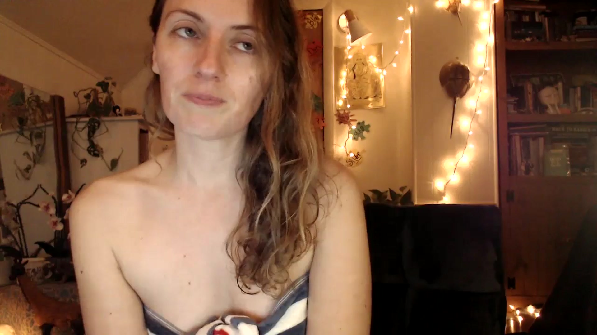 Gallery image thumbnail from WildflowerEm's myfreecams stream on, 11/30/2025, 03:29 image 9 of 20