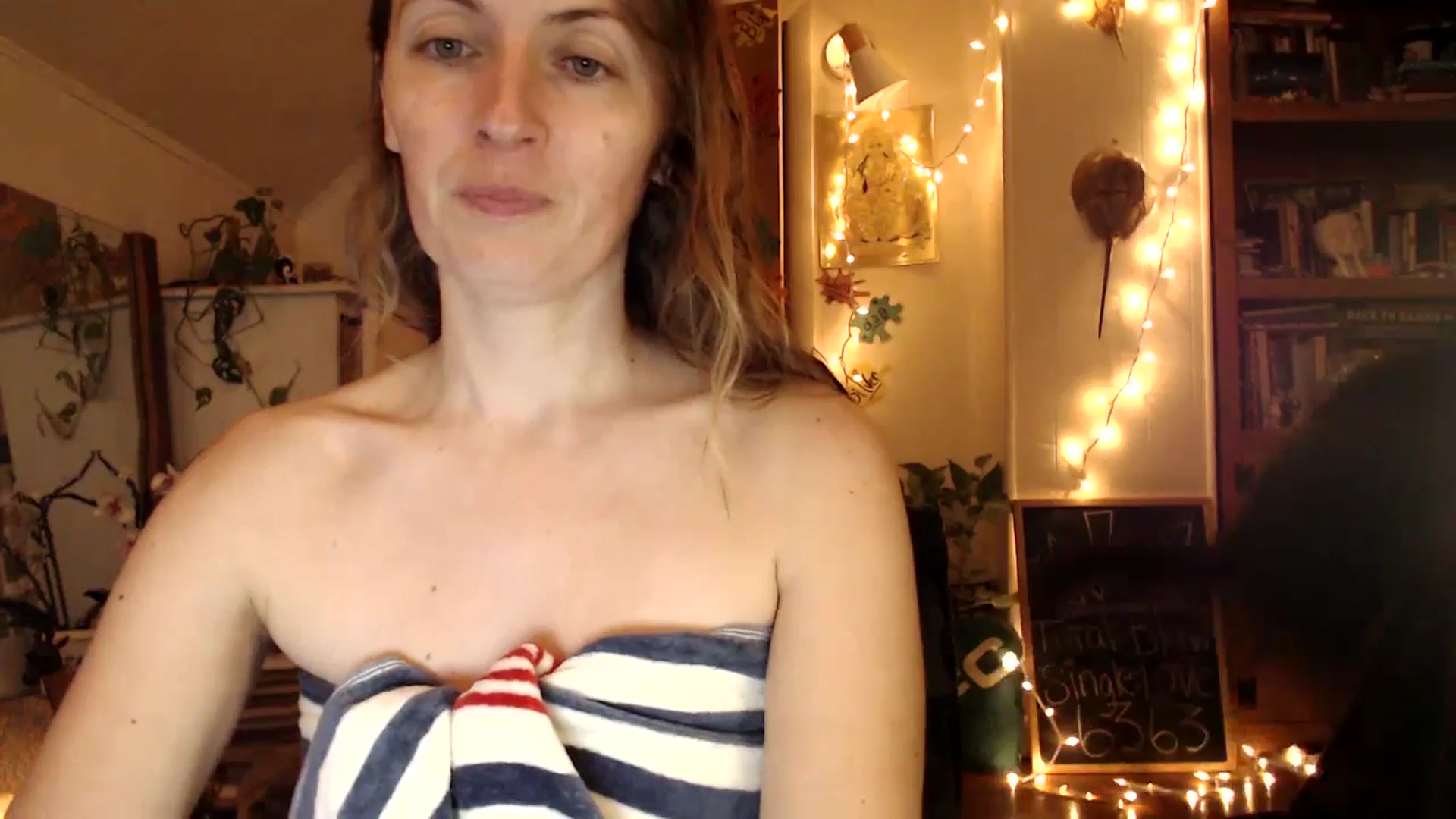 Gallery image thumbnail from WildflowerEm's myfreecams stream on, 11/30/2025, 03:29 image 3 of 20