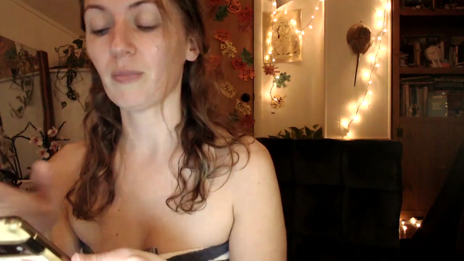 Gallery image thumbnail from WildflowerEm's myfreecams stream on, 11/30/2025, 03:40 image 7 of 20