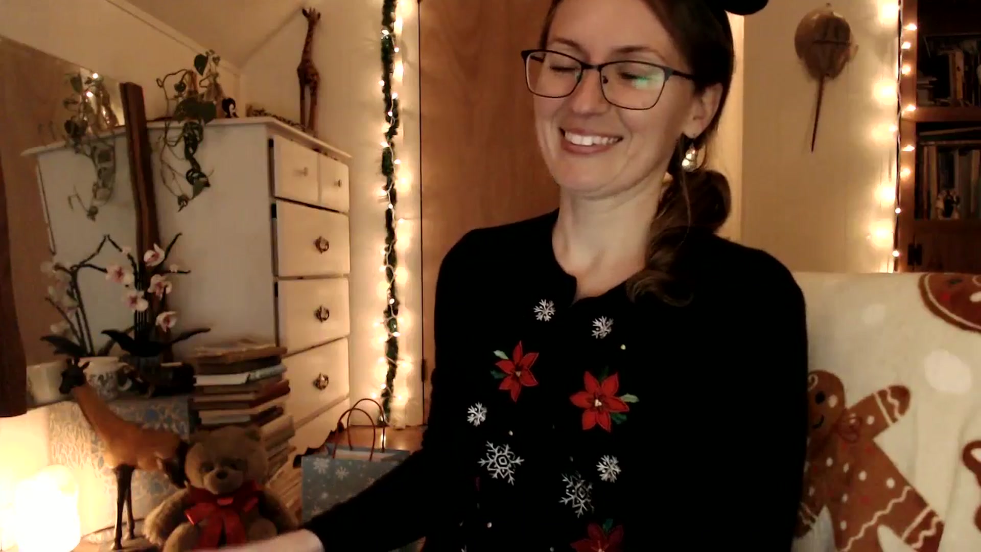 Gallery image thumbnail from WildflowerEm's myfreecams stream on, 12/07/2025, 23:06 image 5 of 20