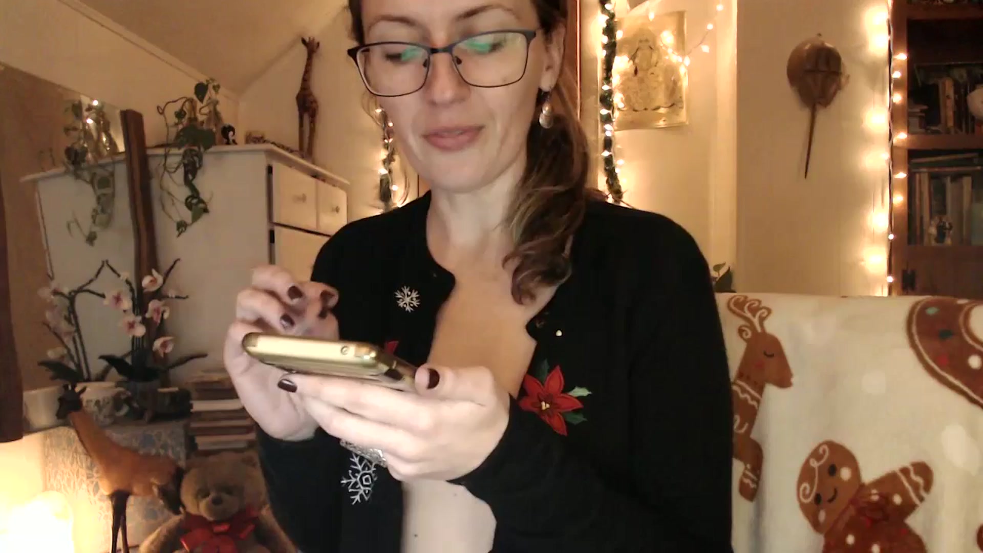 Gallery image thumbnail from WildflowerEm's myfreecams stream on, 12/07/2025, 23:06 image 7 of 20