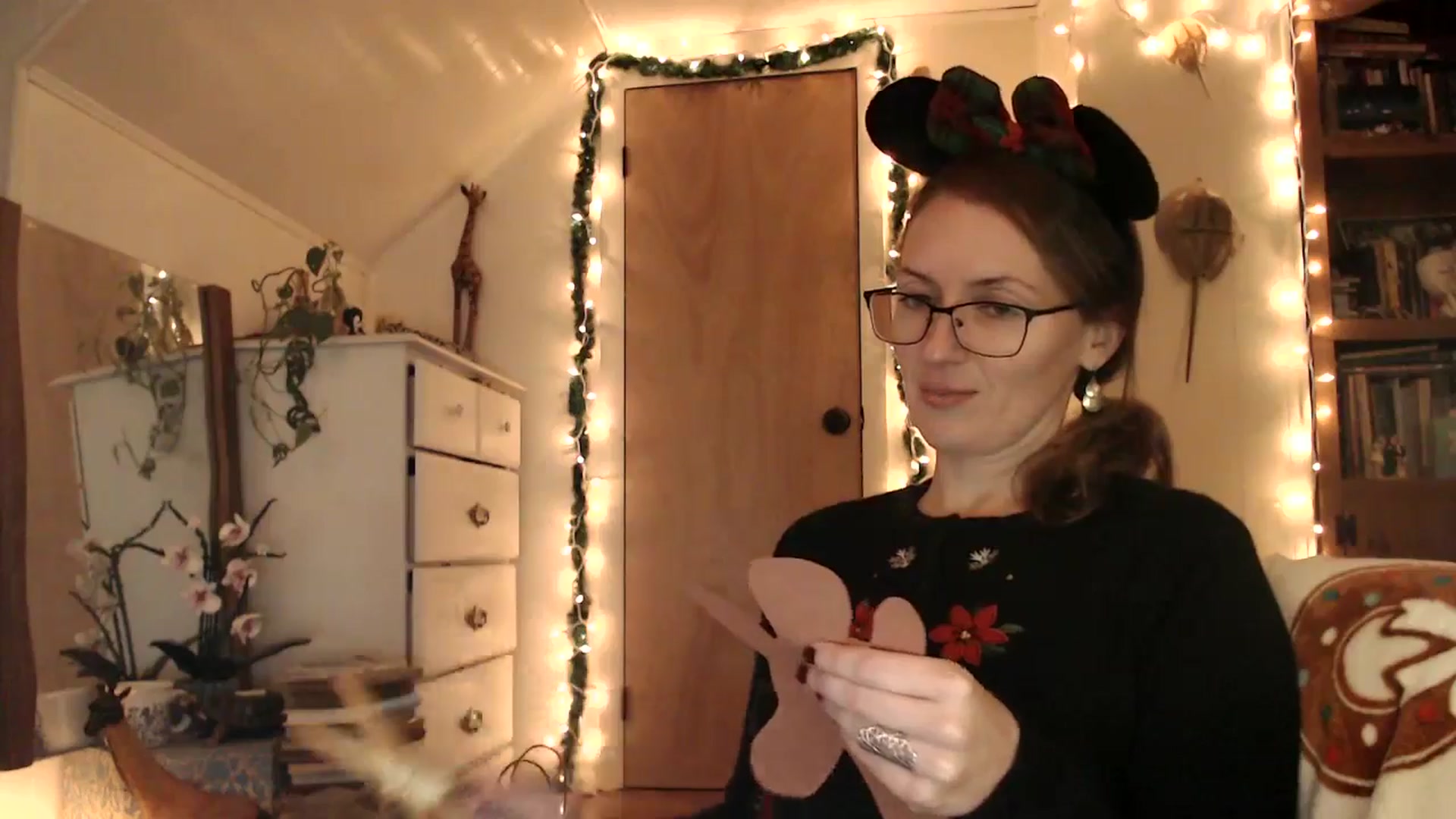 Gallery image thumbnail from WildflowerEm's myfreecams stream on, 12/07/2025, 23:06 image 3 of 20