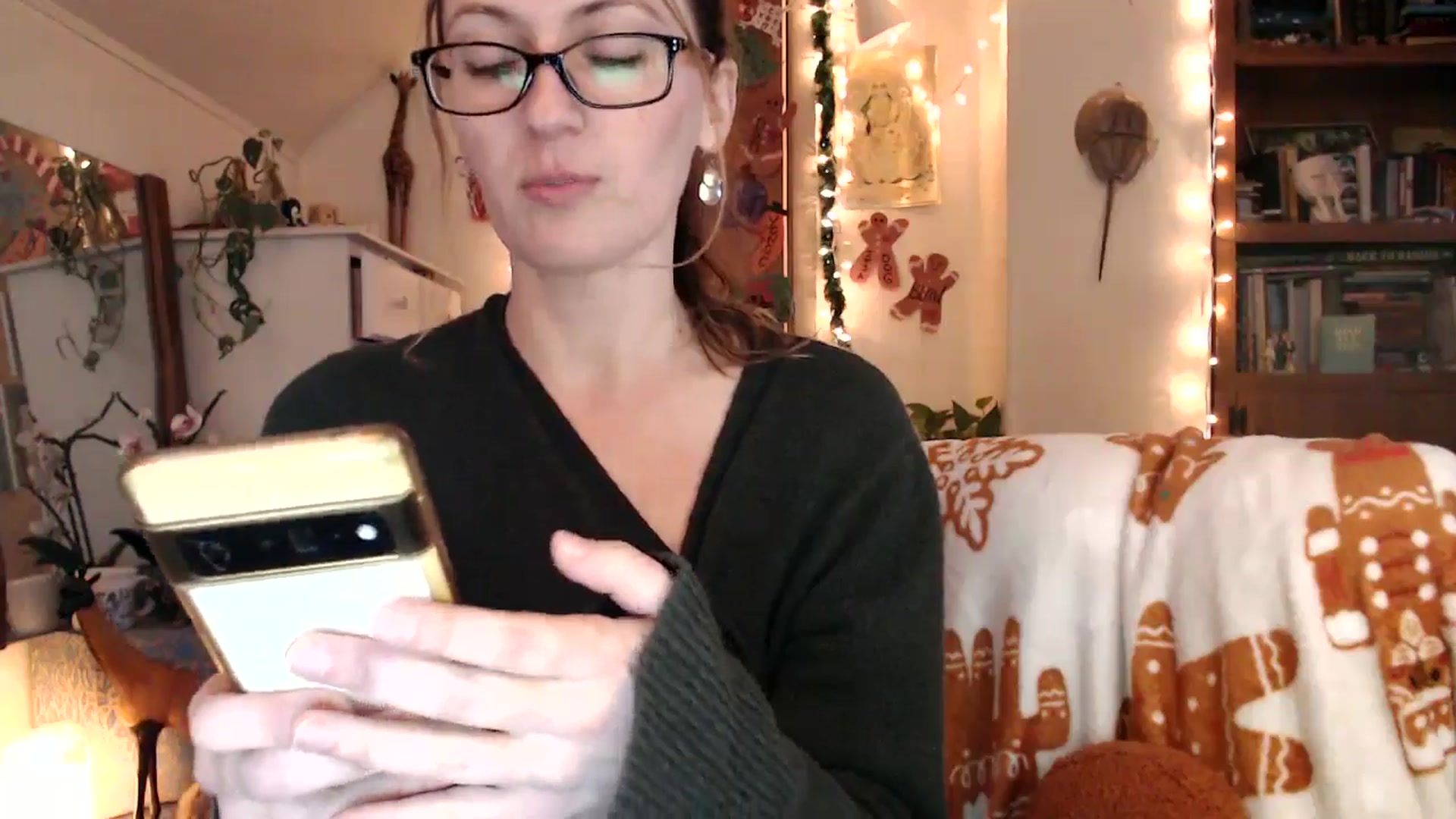 Gallery image thumbnail from WildflowerEm's myfreecams stream on, 12/21/2025, 23:07 image 2 of 20