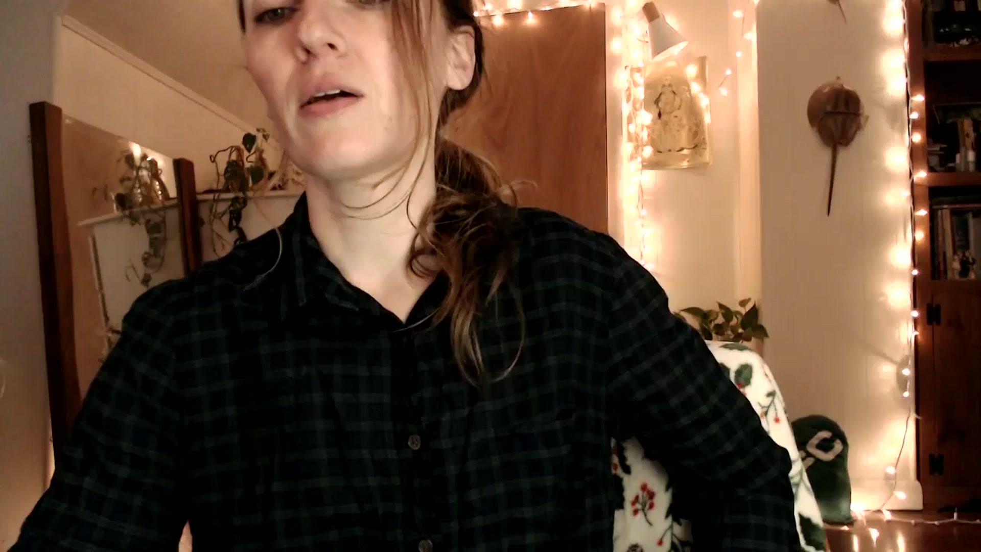 Gallery image thumbnail from WildflowerEm's myfreecams stream on, 01/17/2026, 24:36 image 1 of 20