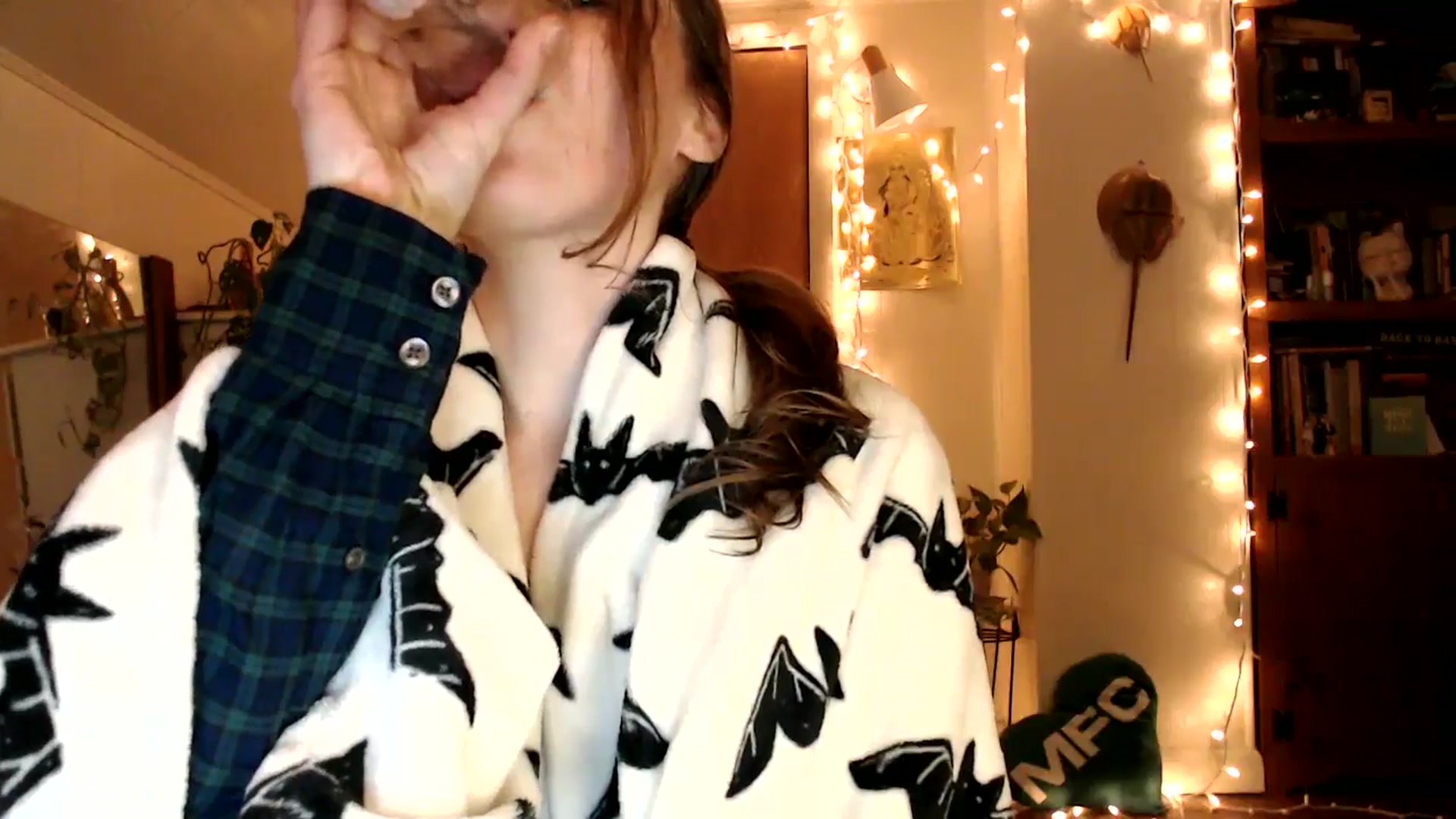 Gallery image thumbnail from WildflowerEm's myfreecams stream on, 01/17/2026, 24:36 image 9 of 20