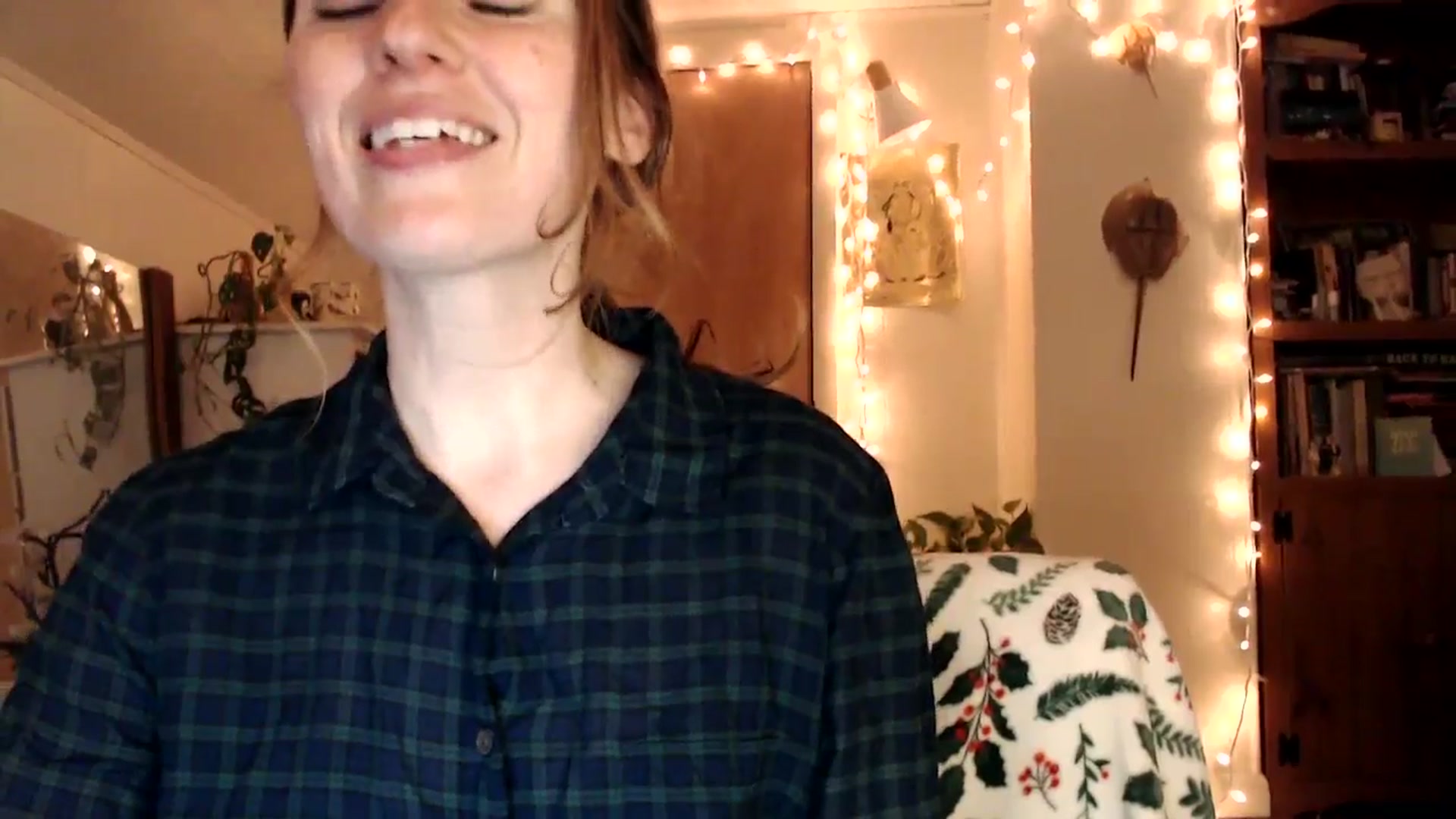 Gallery image thumbnail from WildflowerEm's myfreecams stream on, 01/17/2026, 24:36 image 4 of 20