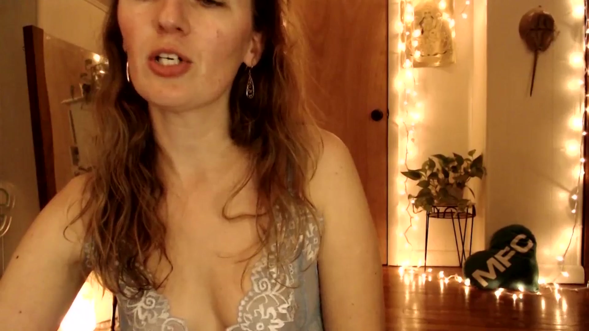Gallery image thumbnail from WildflowerEm's myfreecams stream on, 02/01/2026, 24:32 image 7 of 20