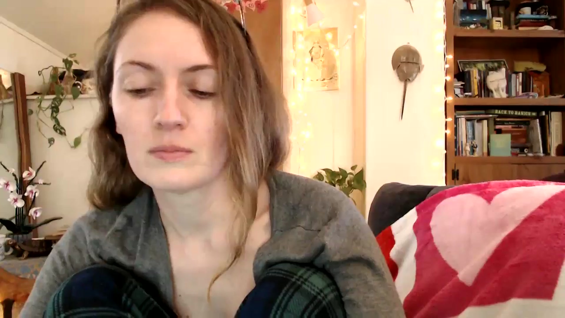 Gallery image thumbnail from WildflowerEm's myfreecams stream on, 02/05/2026, 20:09 image 19 of 20