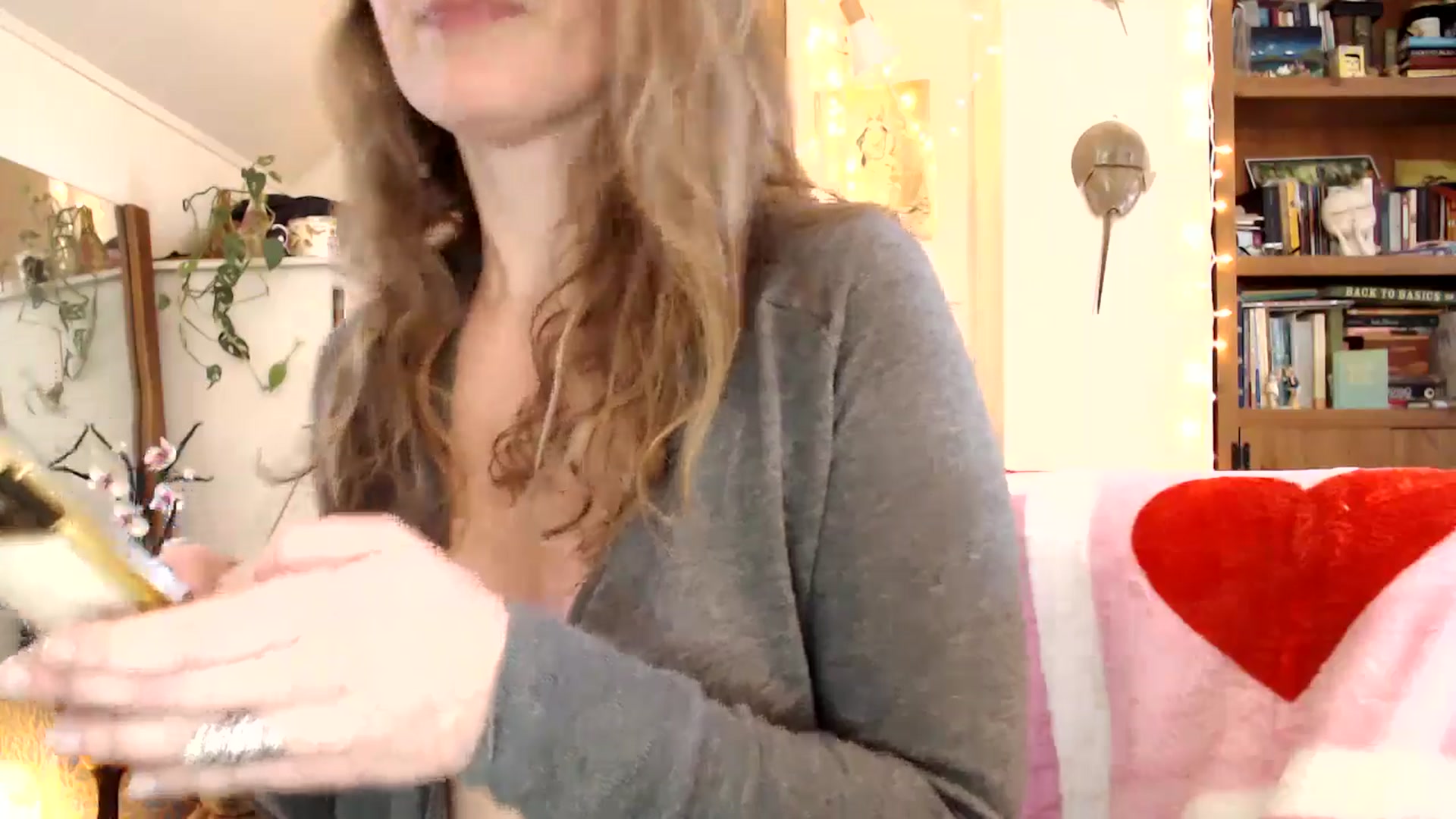Gallery image thumbnail from WildflowerEm's myfreecams stream on, 02/05/2026, 20:09 image 3 of 20