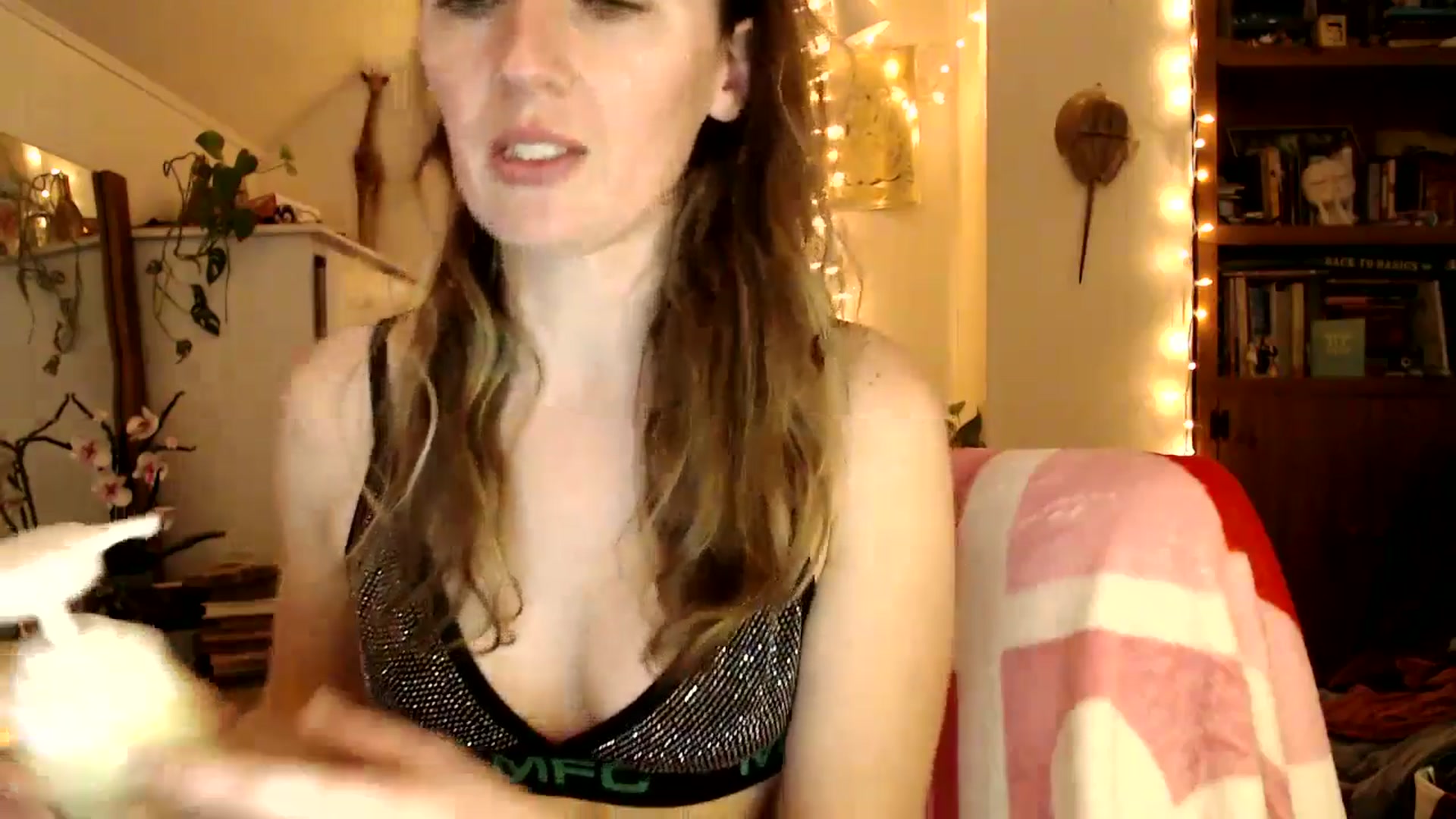 Gallery image thumbnail from WildflowerEm's myfreecams stream on, 02/08/2026, 23:06 image 11 of 20