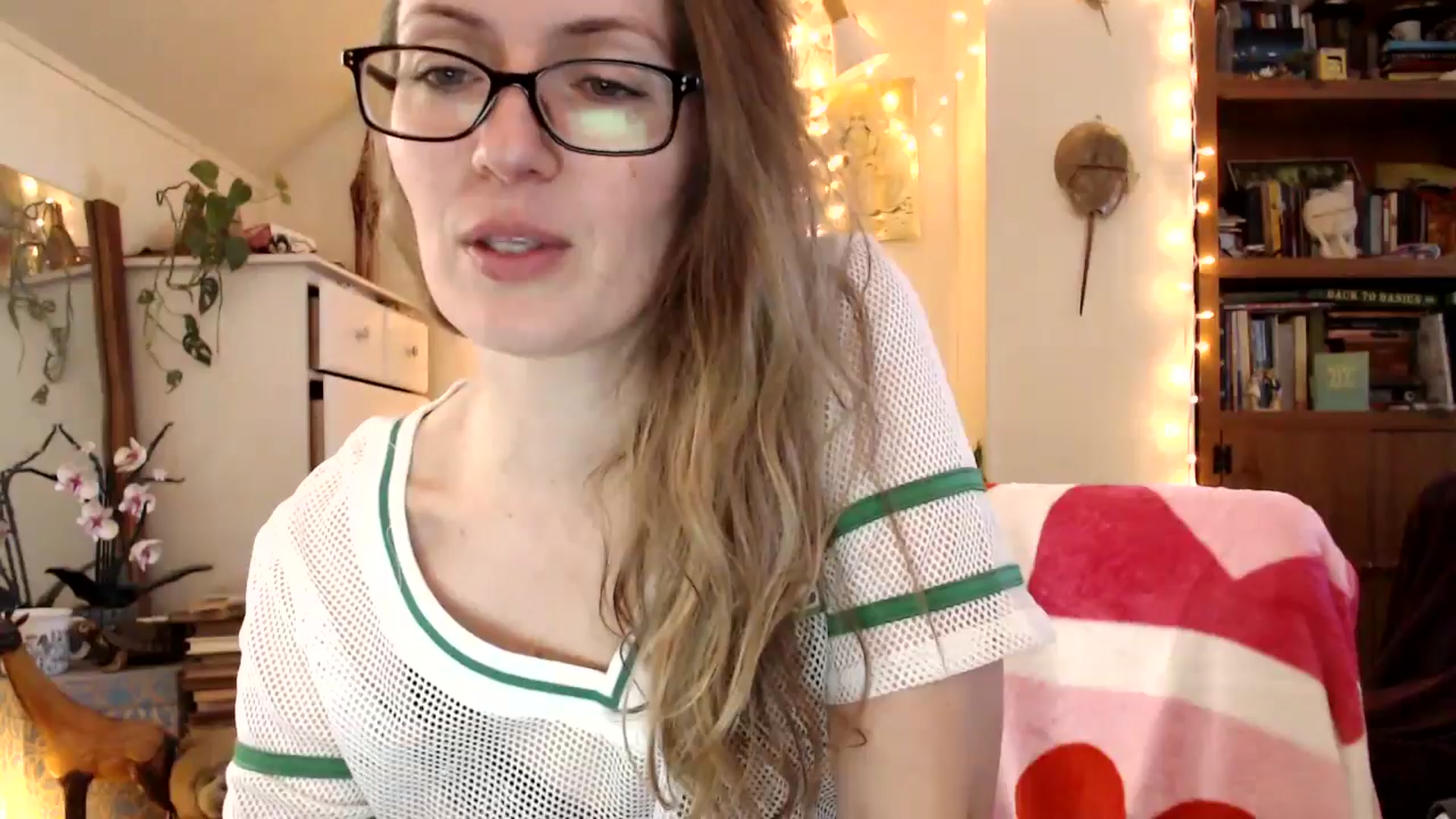 Gallery image thumbnail from WildflowerEm's myfreecams stream on, 02/08/2026, 23:06 image 4 of 20
