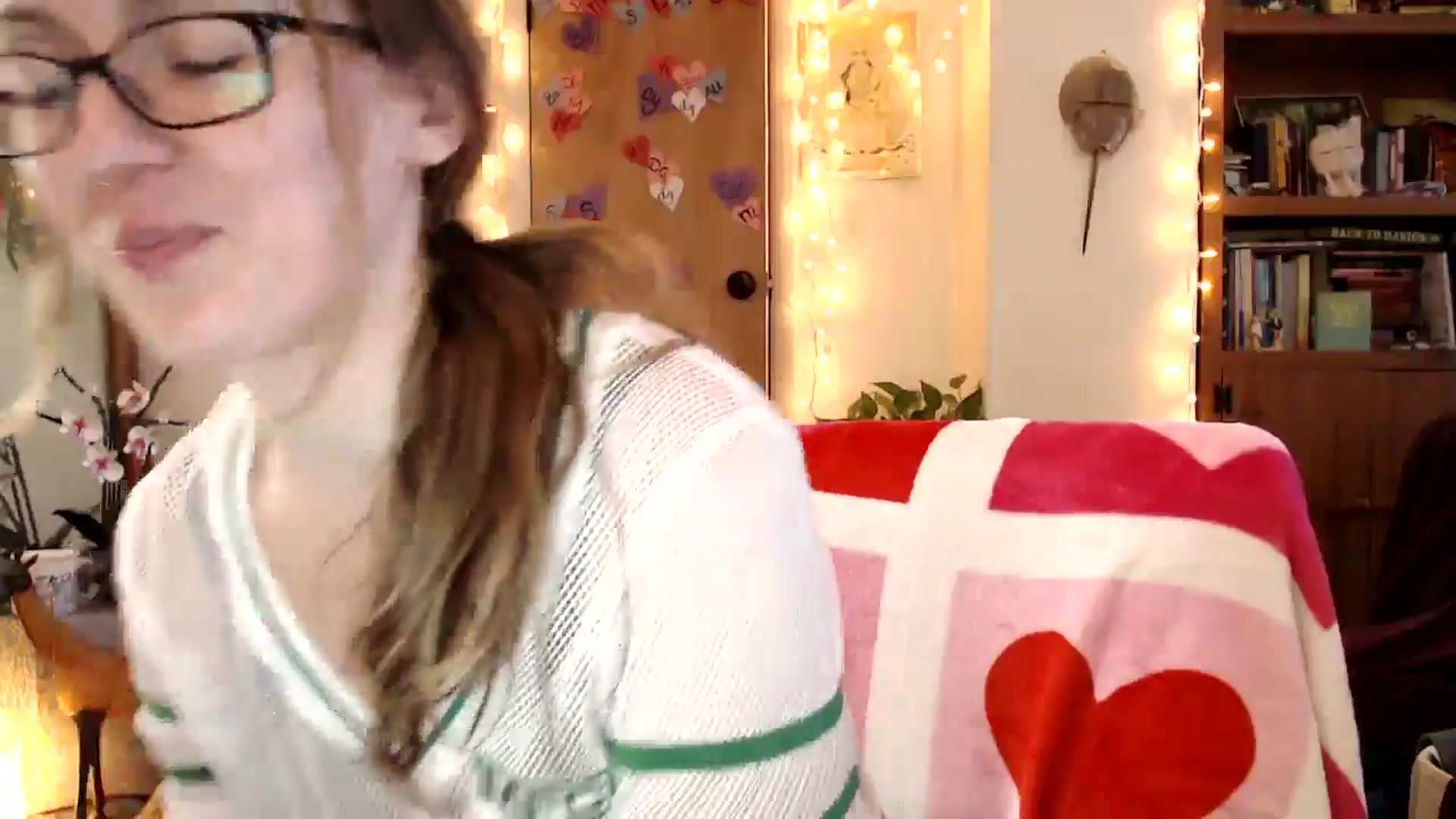 Gallery image thumbnail from WildflowerEm's myfreecams stream on, 02/08/2026, 23:06 image 3 of 20