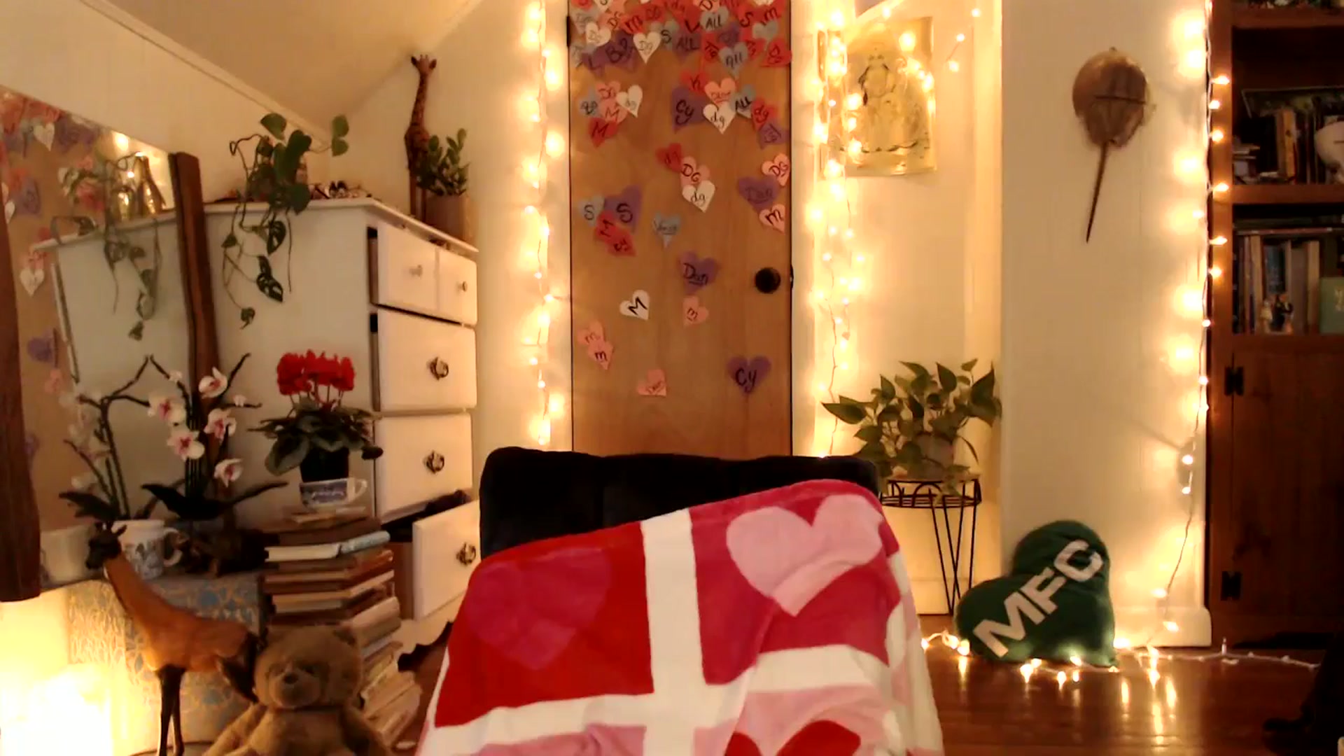 Gallery image thumbnail from WildflowerEm's myfreecams stream on, 02/16/2026, 24:26 image 7 of 20