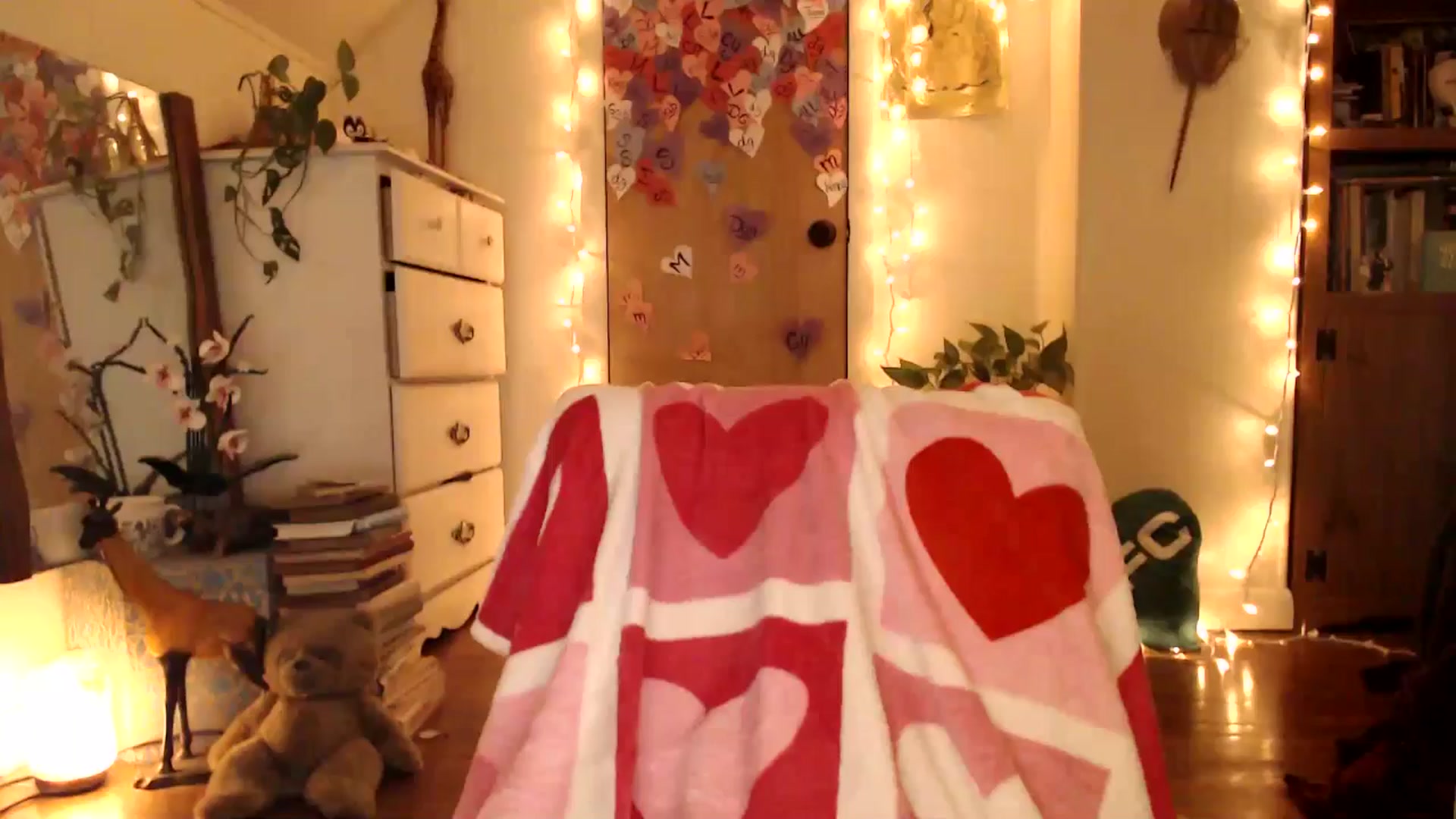 Gallery image thumbnail from WildflowerEm's myfreecams stream on, 02/20/2026, 23:56 image 8 of 20