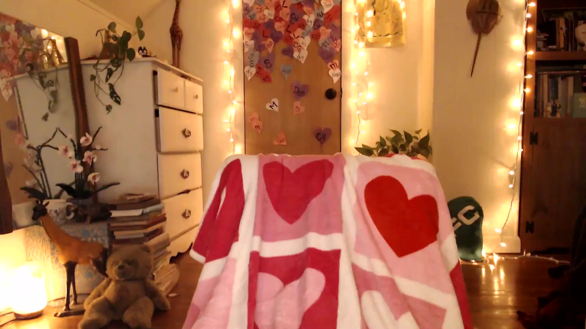 Gallery image thumbnail from WildflowerEm's myfreecams stream on, 02/20/2026, 23:56 image 7 of 20