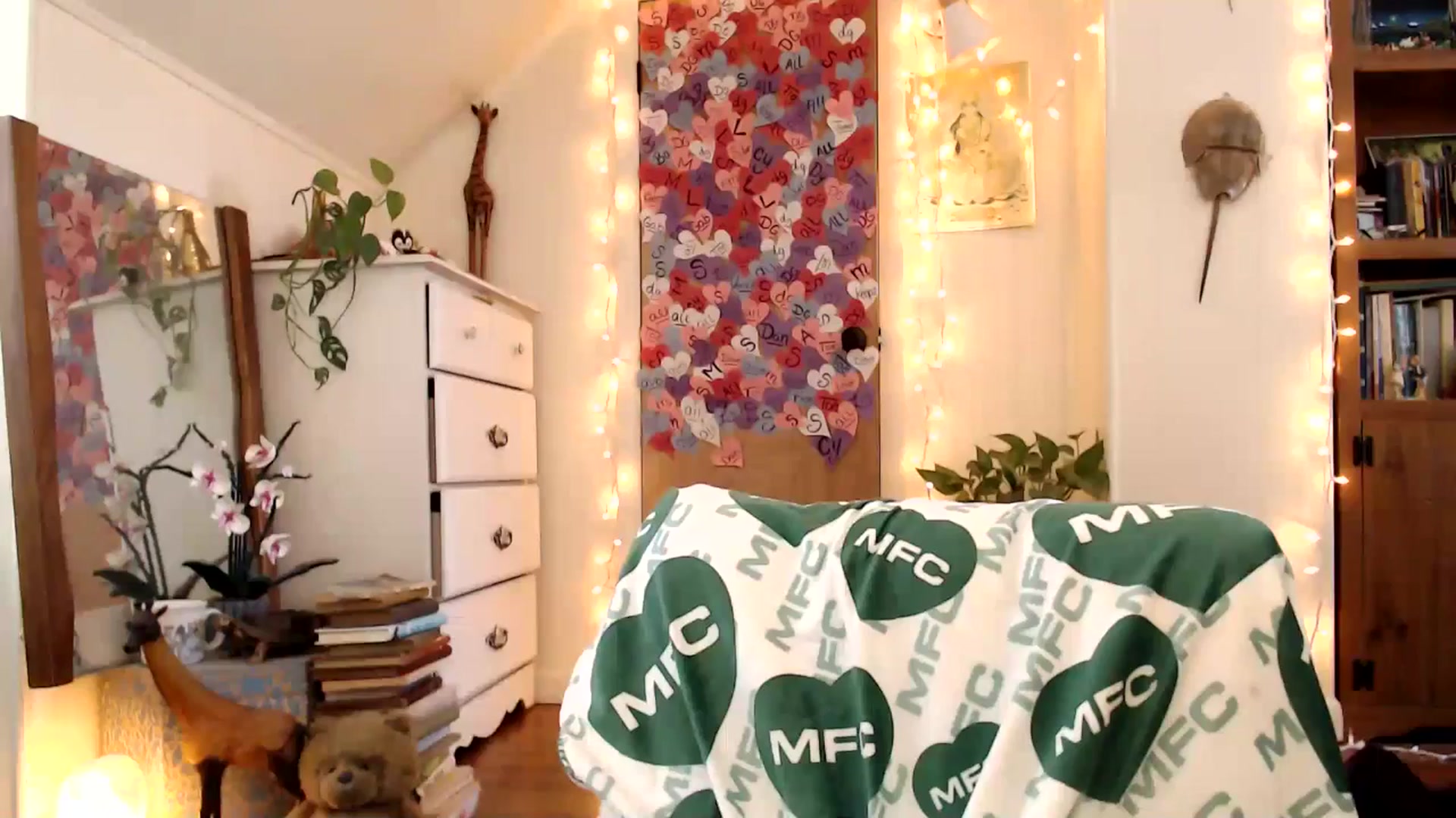 Gallery image thumbnail from WildflowerEm's myfreecams stream on, 03/04/2026, 20:04 image 12 of 20